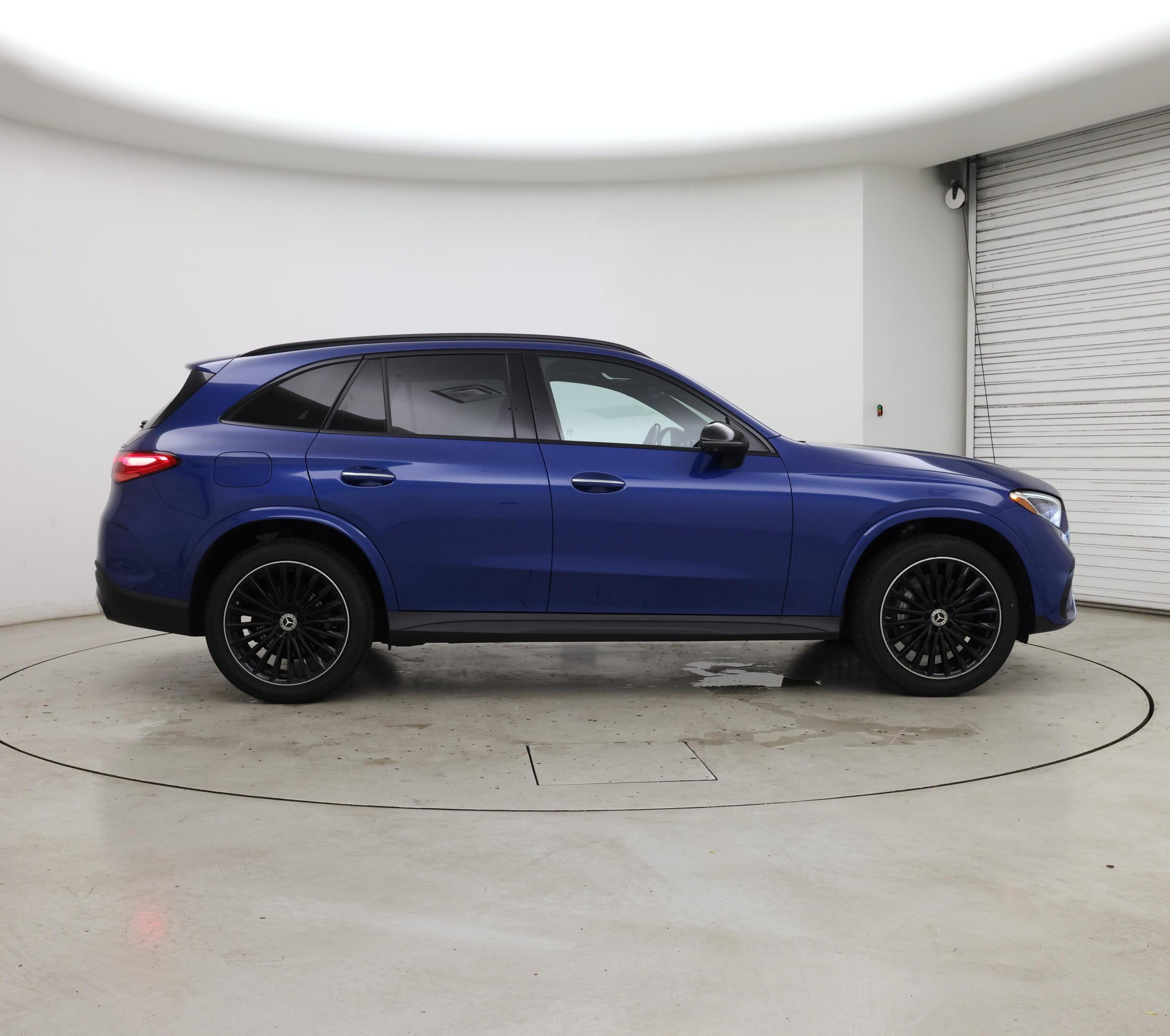 Thumbnail: 2023 Mercedes-Benz GLC - 7