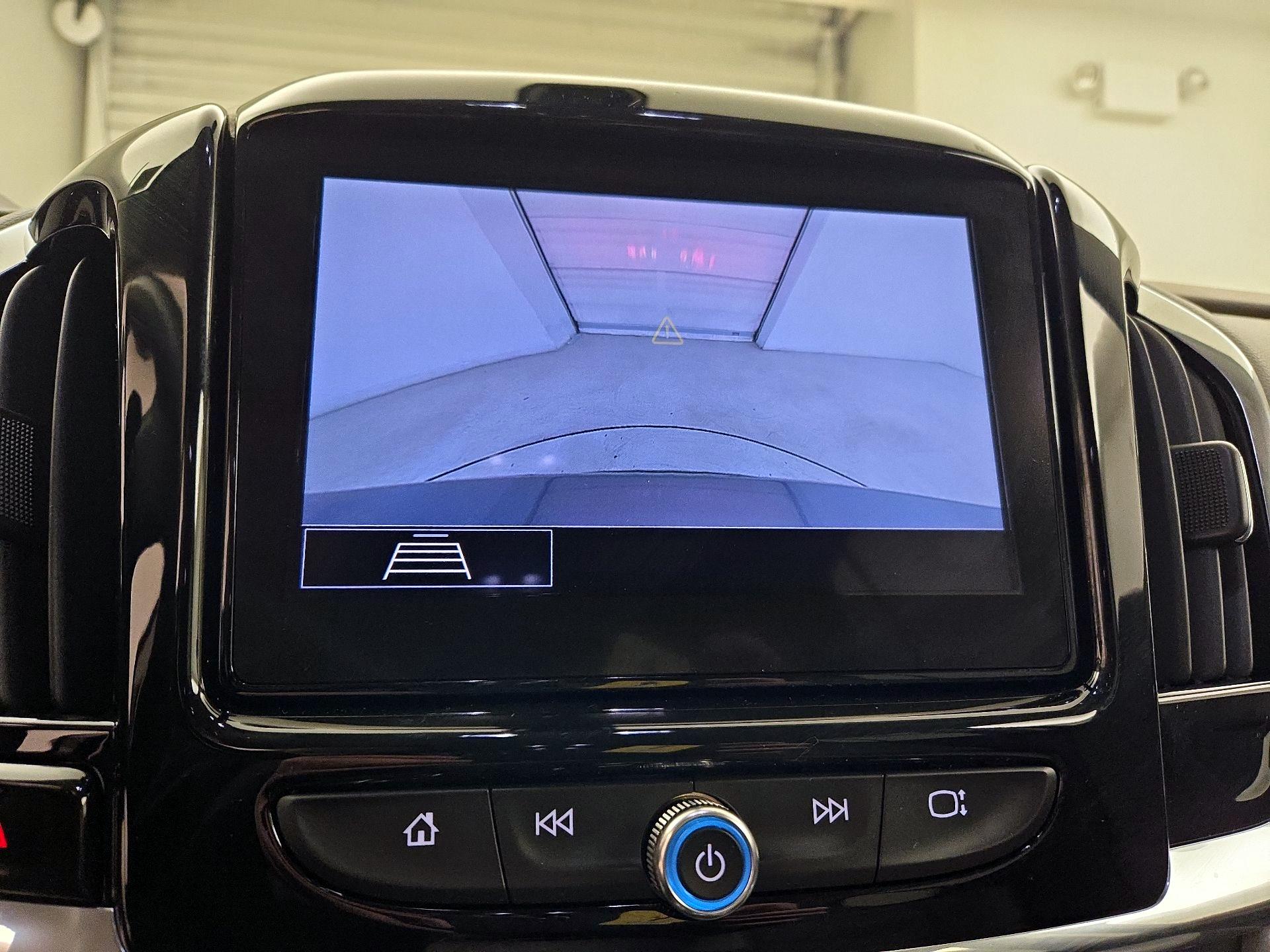 Thumbnail: 2020 Chevrolet Traverse - 14