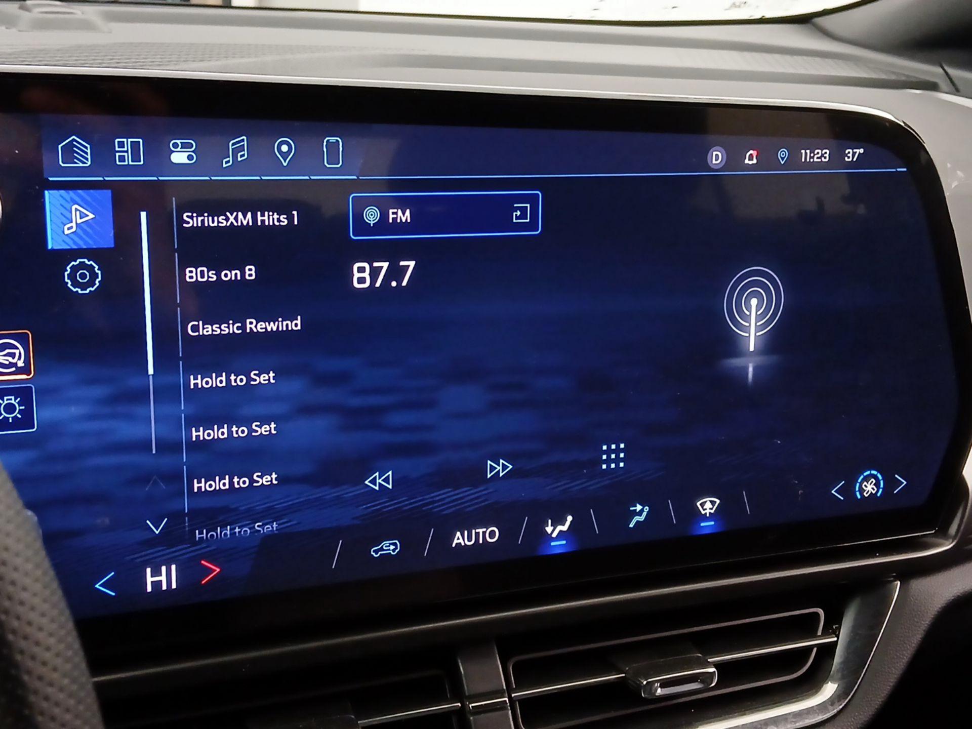 Thumbnail: 2026 Chevrolet Equinox - 16