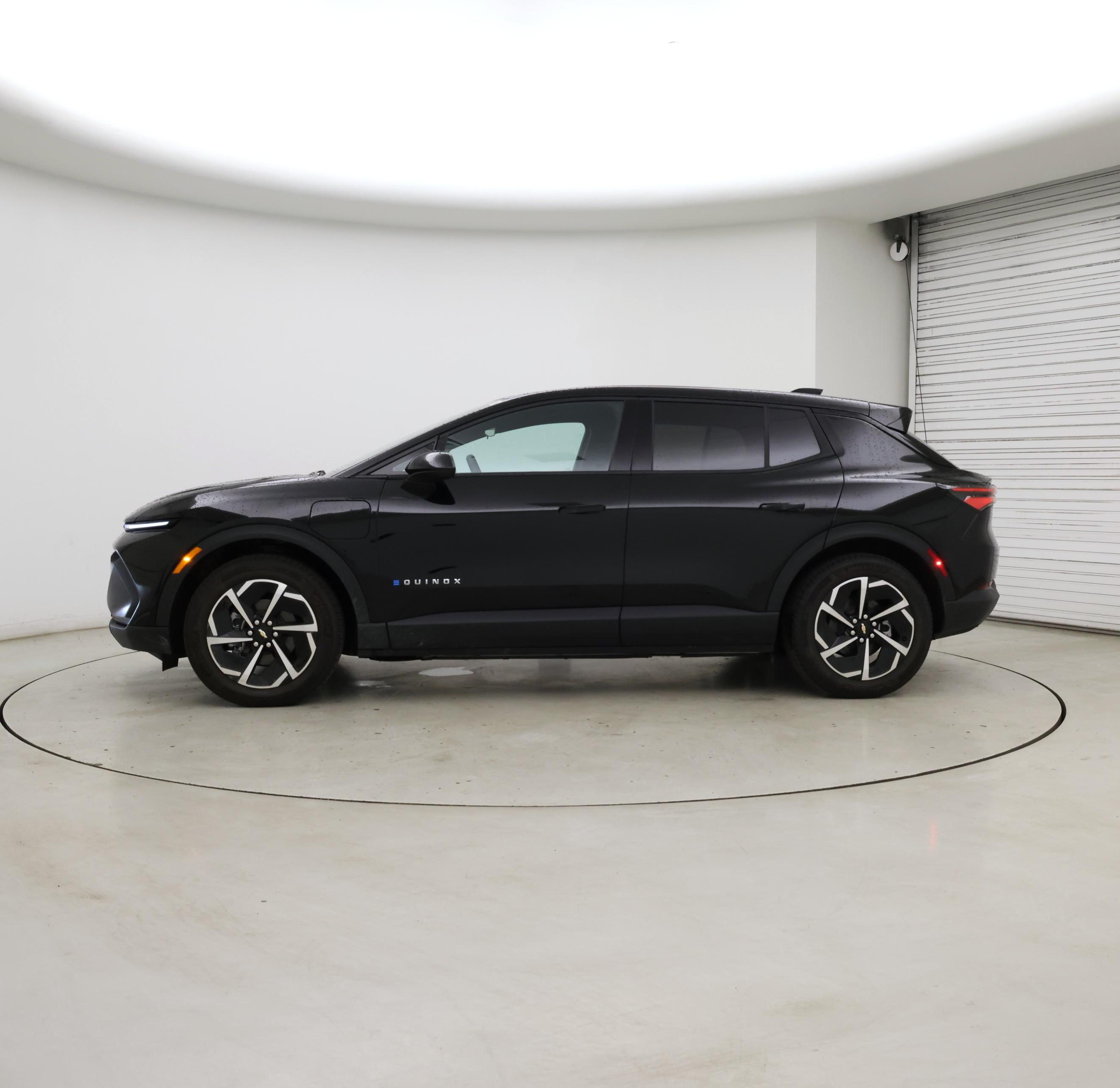 Thumbnail: 2026 Chevrolet Equinox - 3