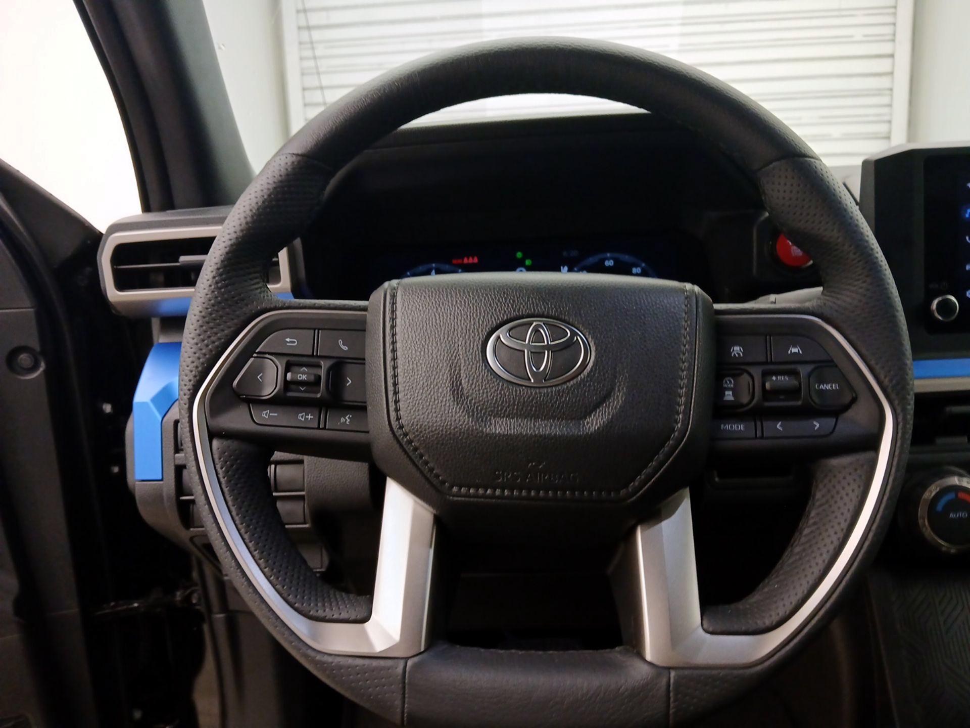 Thumbnail: 2025 Toyota Tacoma - 10