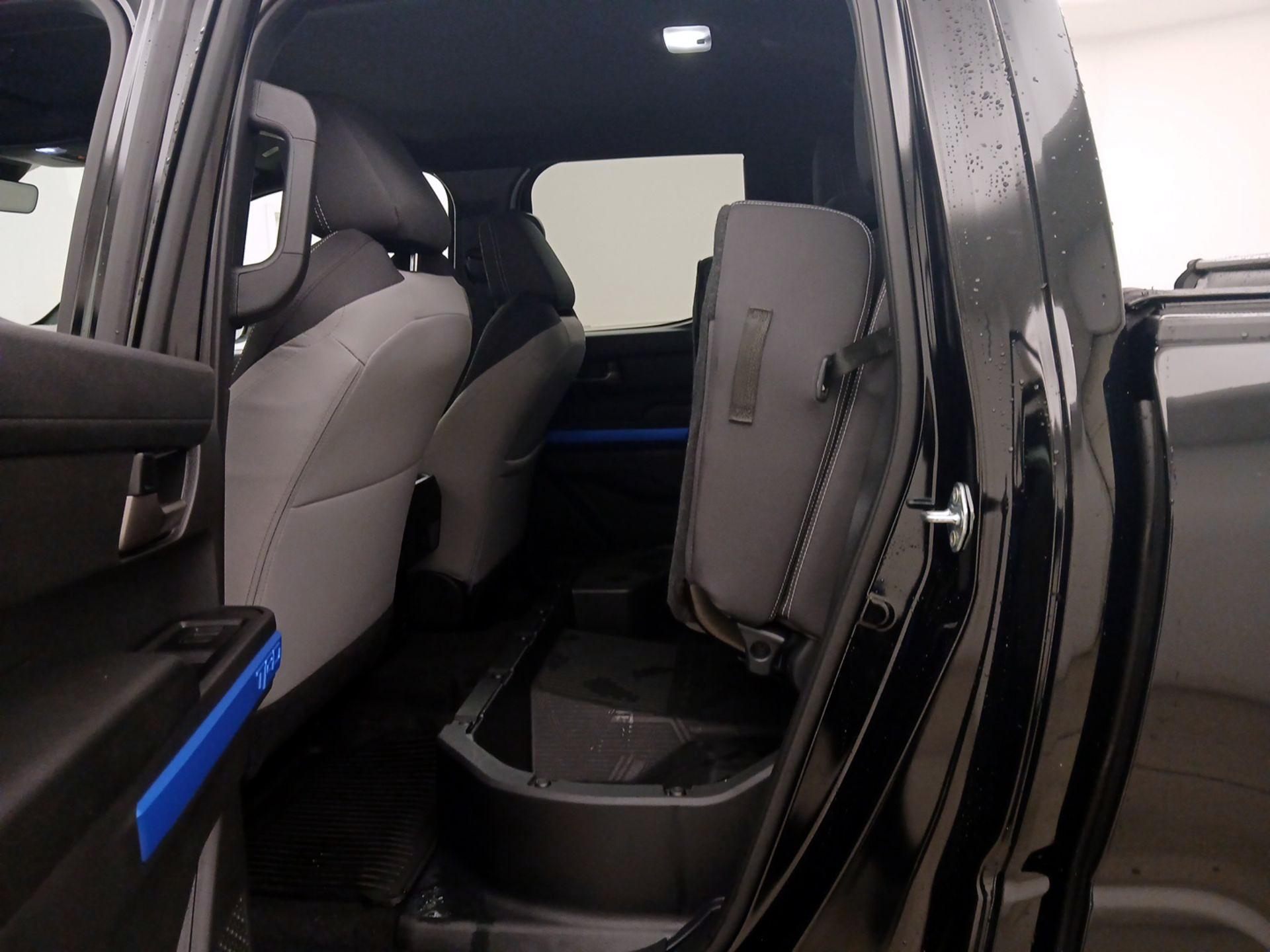 Thumbnail: 2025 Toyota Tacoma - 19