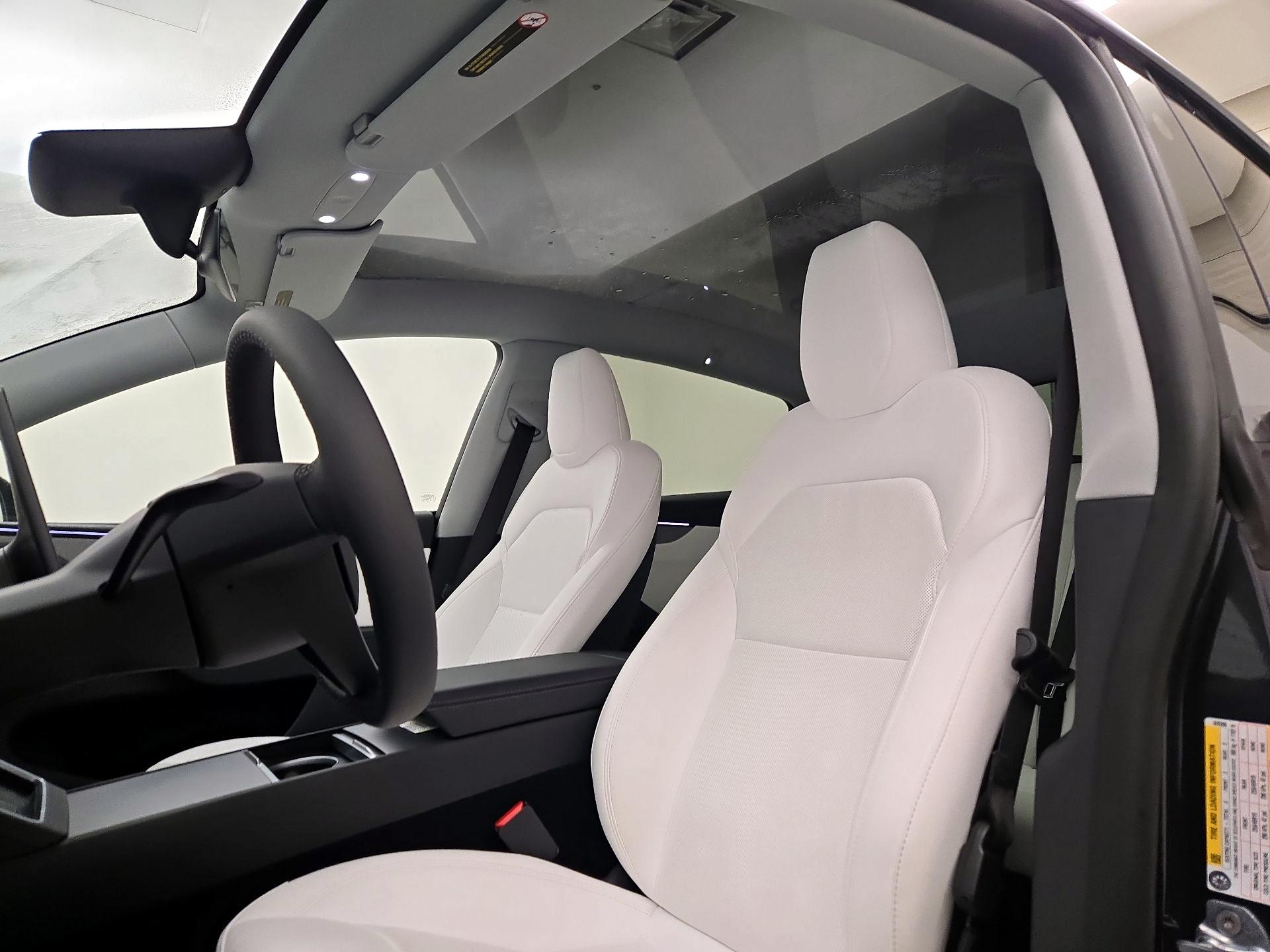 Thumbnail: 2026 Tesla Model Y - 18