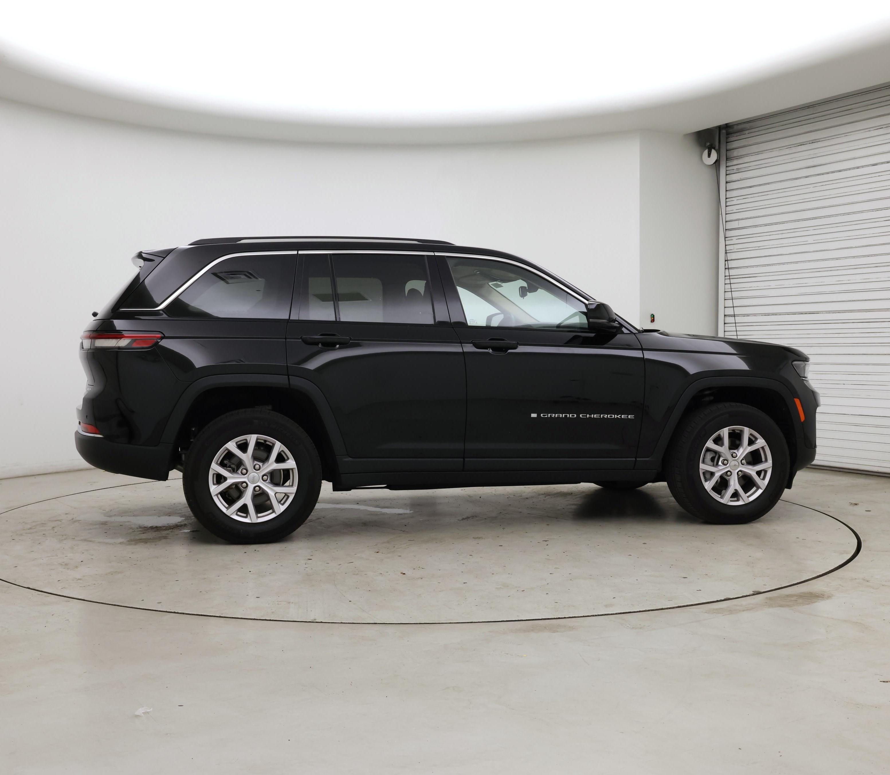 Thumbnail: 2022 Jeep Grand Cherokee - 7