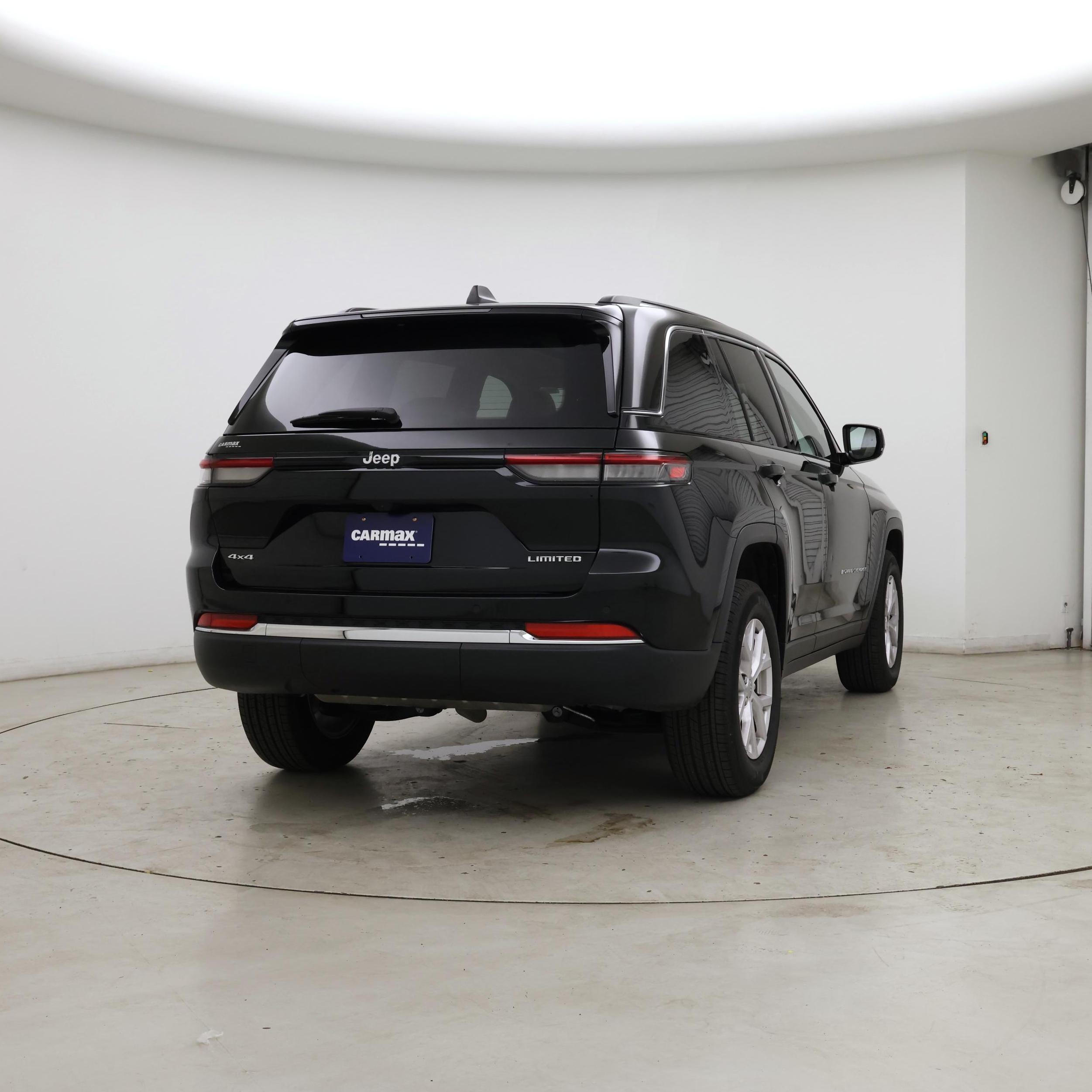 Thumbnail: 2022 Jeep Grand Cherokee - 8