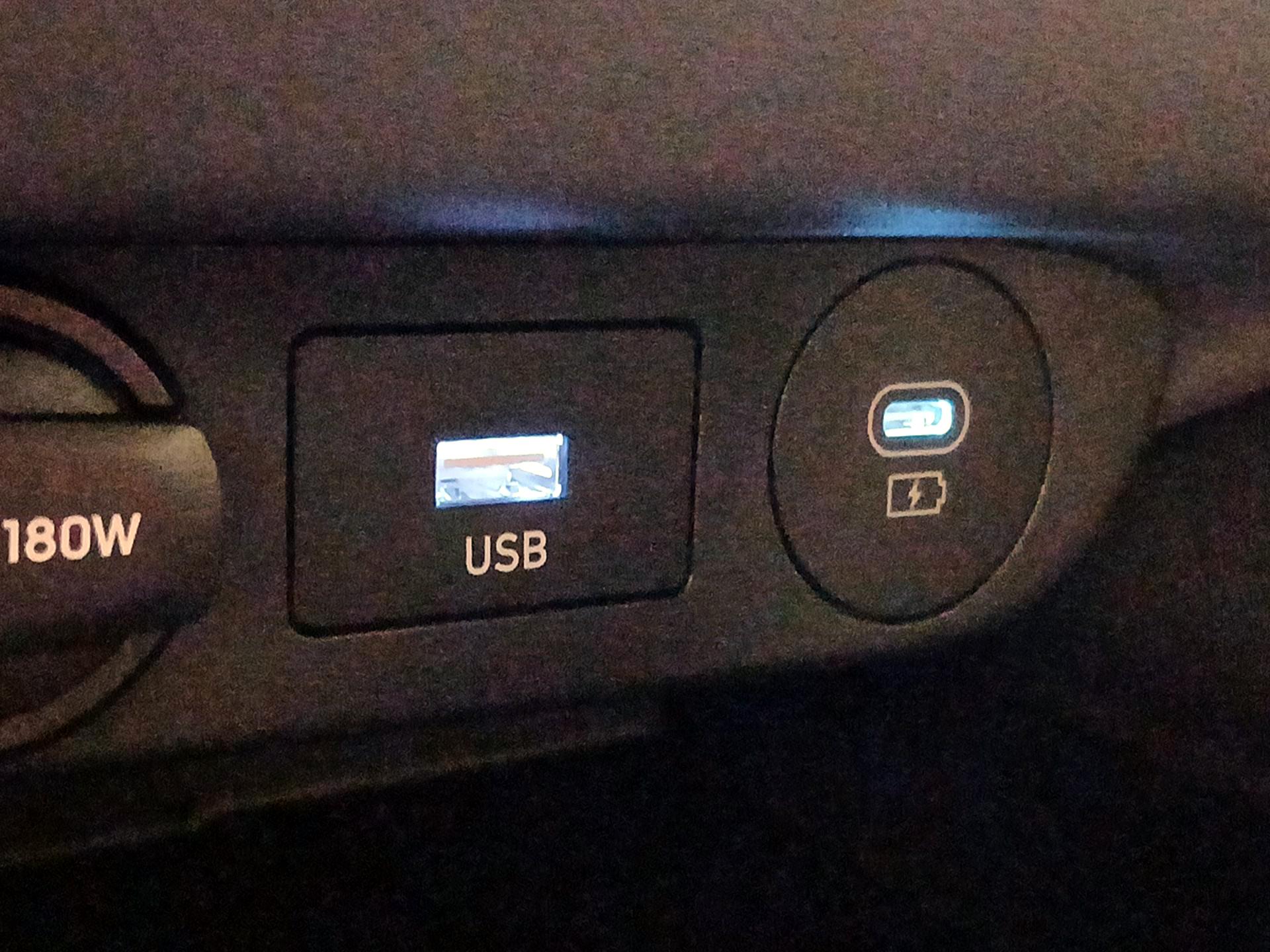 Thumbnail: 2024 Hyundai Elantra - 18