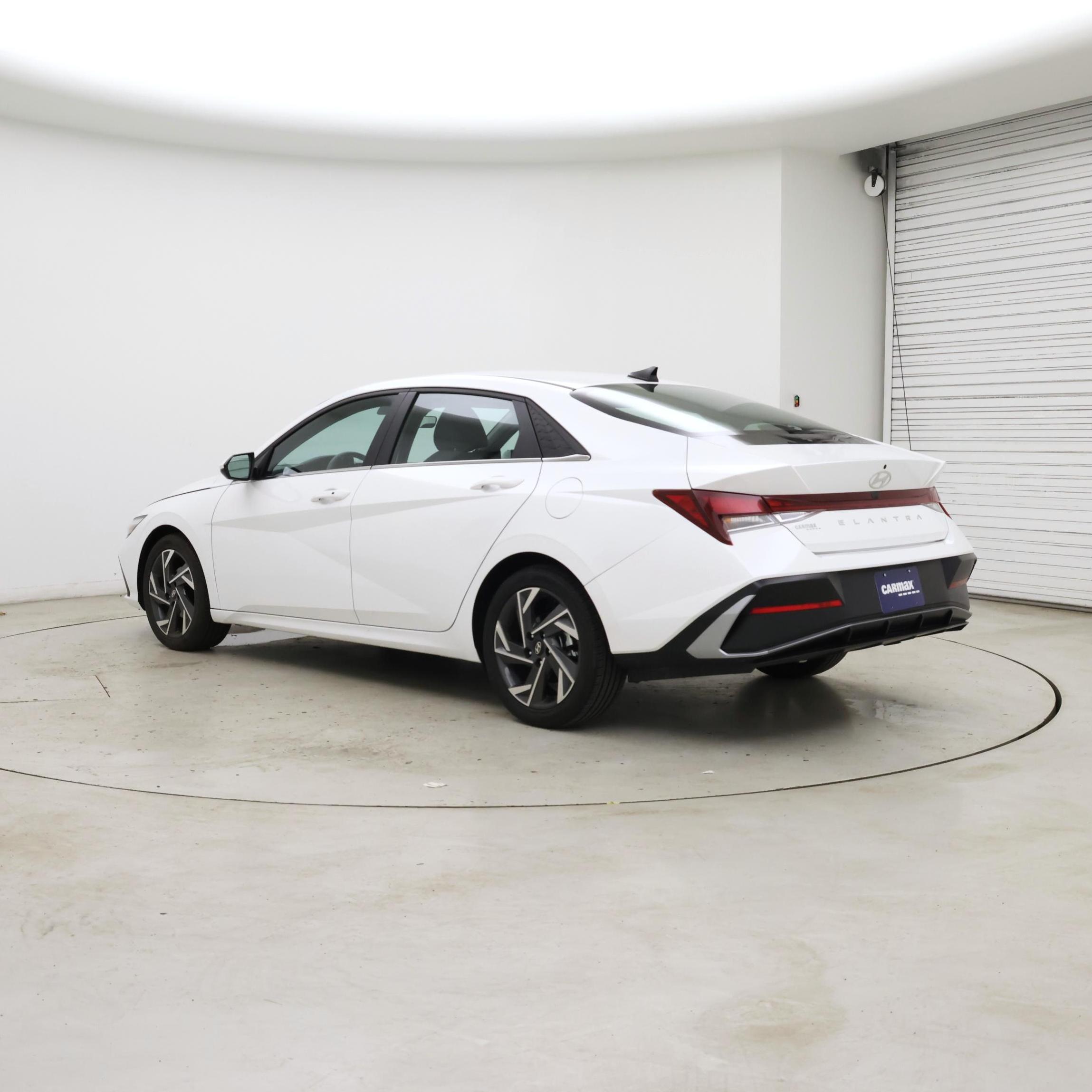 Thumbnail: 2024 Hyundai Elantra - 2