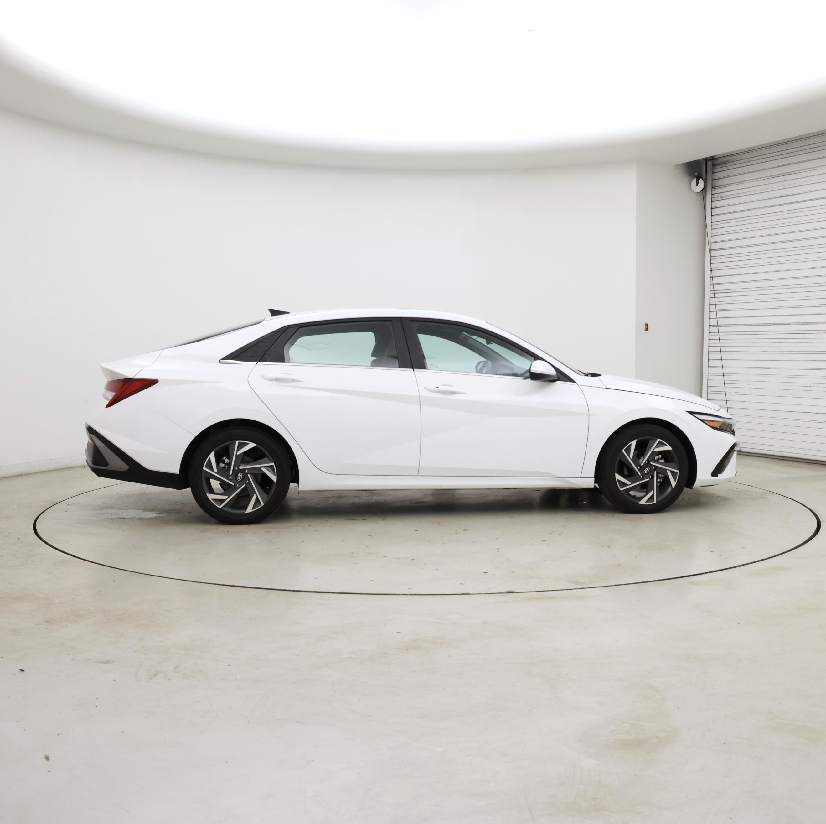 Thumbnail: 2024 Hyundai Elantra - 7