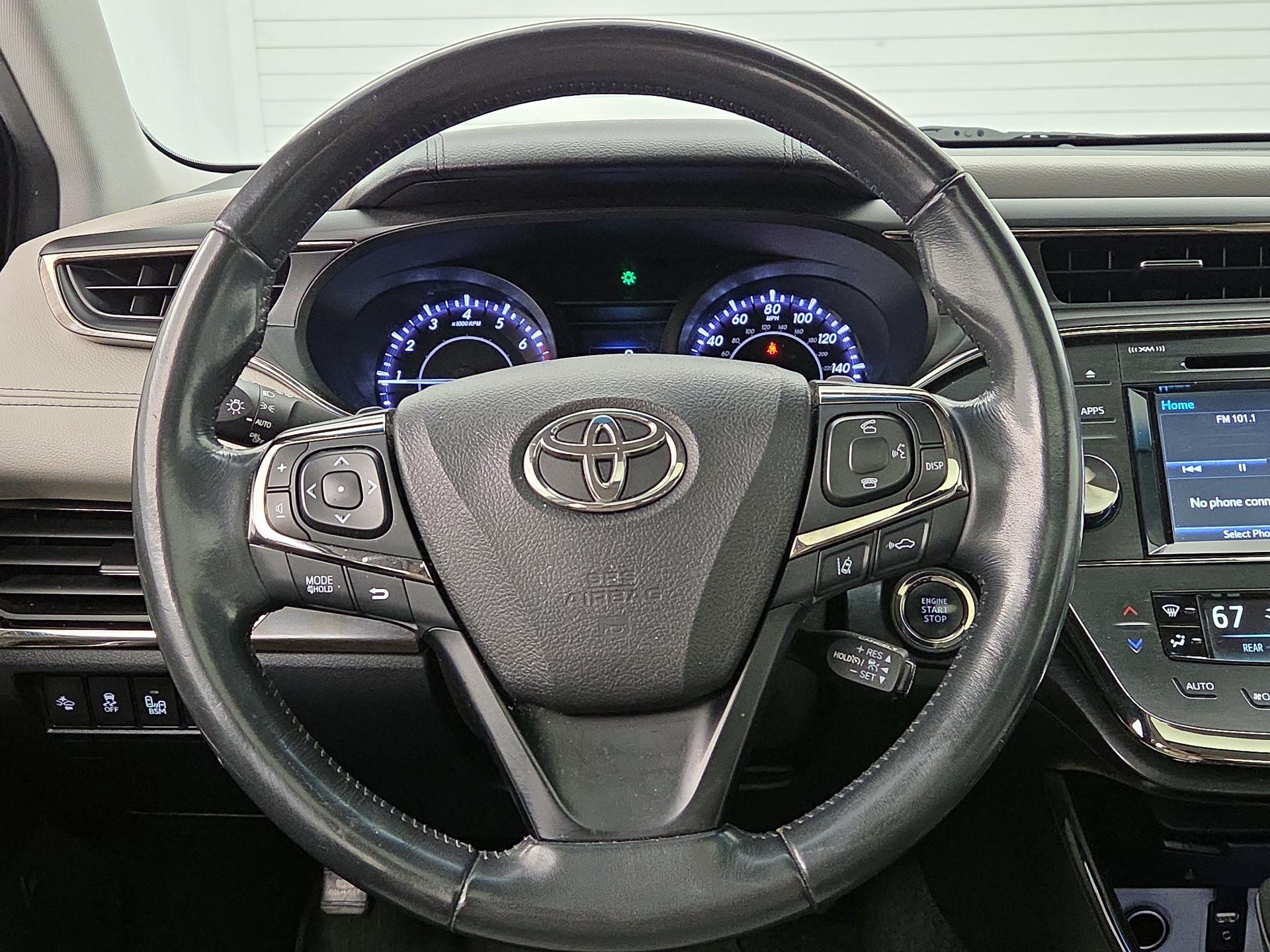 Thumbnail: 2018 Toyota Avalon - 10