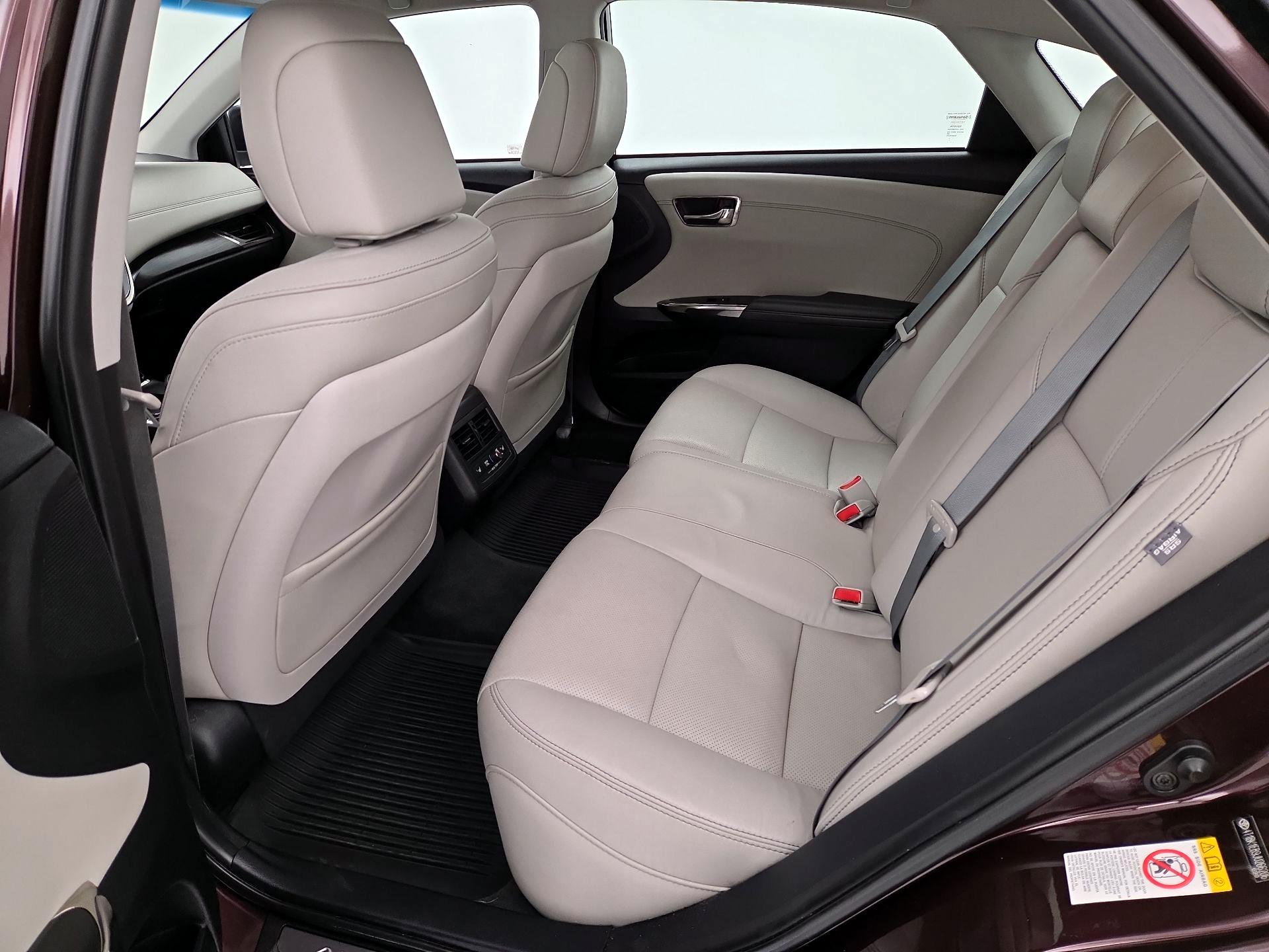 Thumbnail: 2018 Toyota Avalon - 20