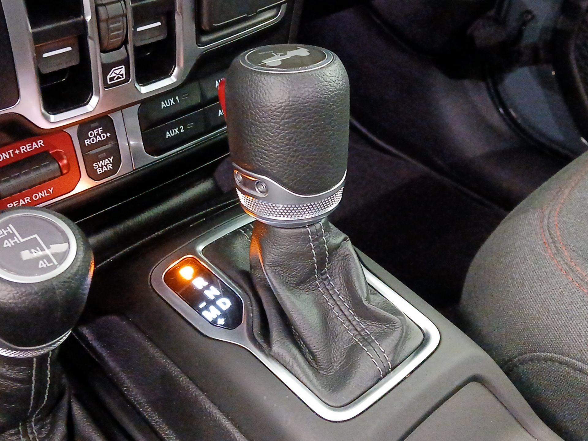 Thumbnail: 2025 Jeep Wrangler - 17