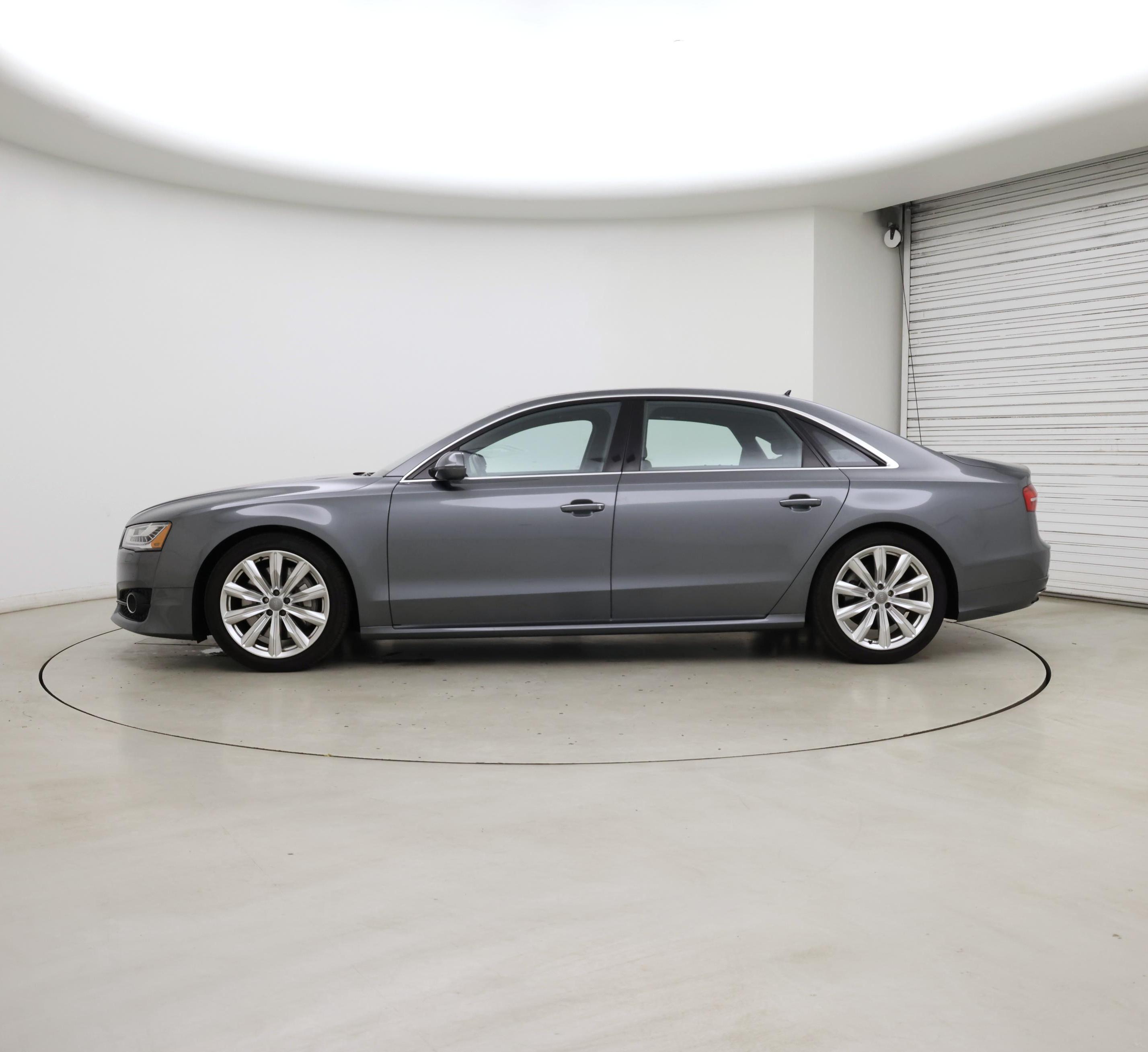 Thumbnail: 2016 Audi A8 - 3