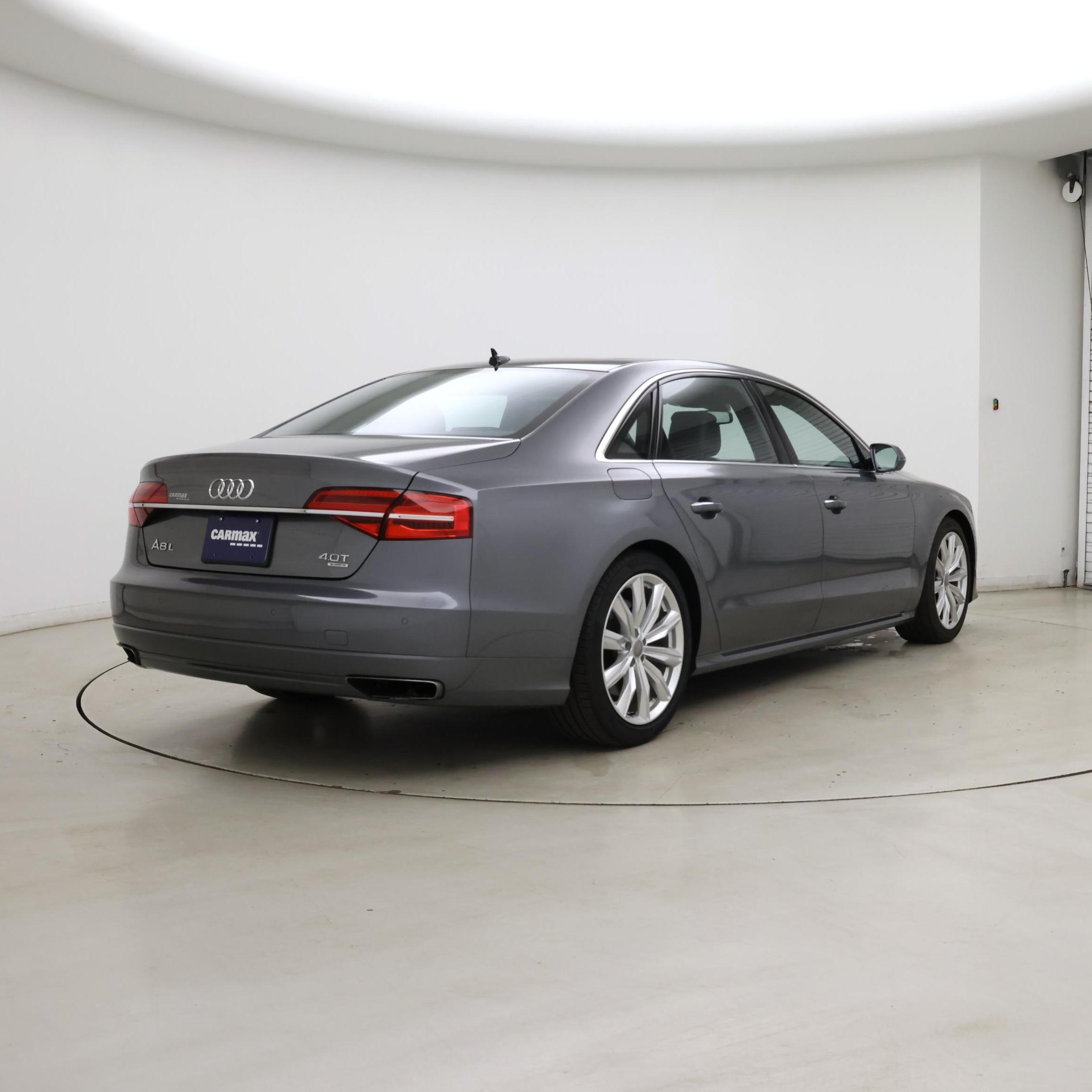 Thumbnail: 2016 Audi A8 - 8