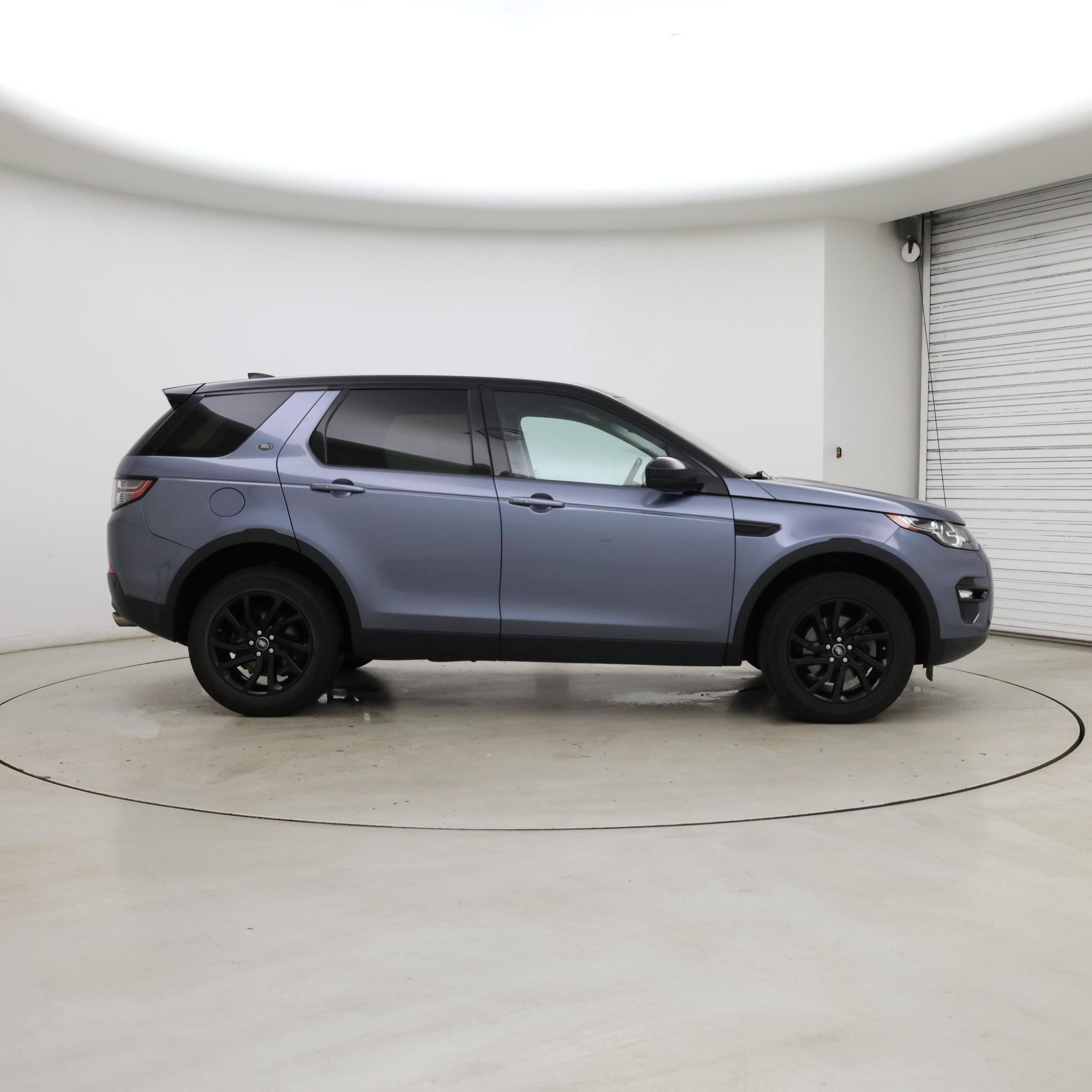 Thumbnail: 2019 Land Rover Discovery Sport - 7