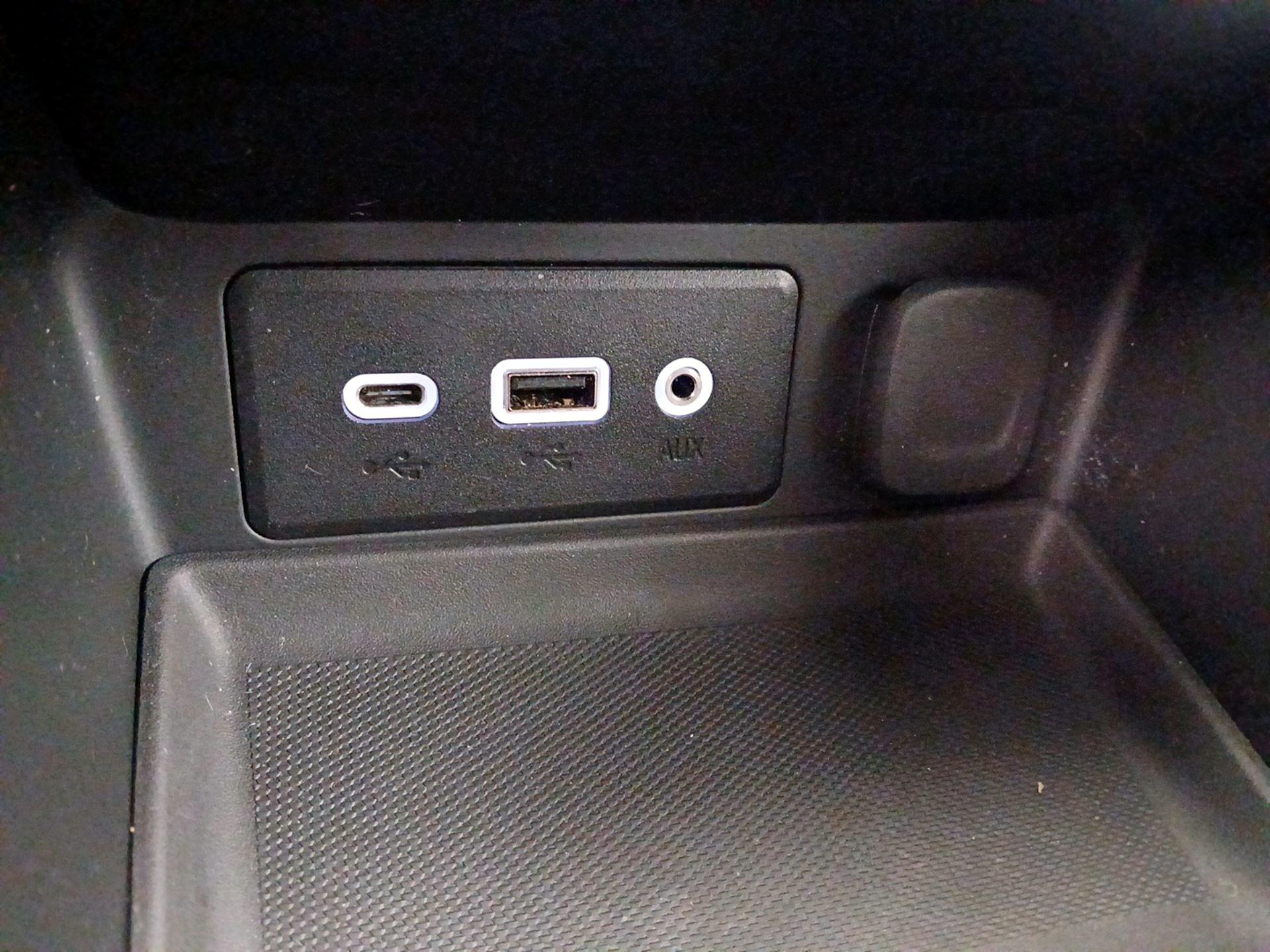 Thumbnail: 2019 GMC Terrain - 18