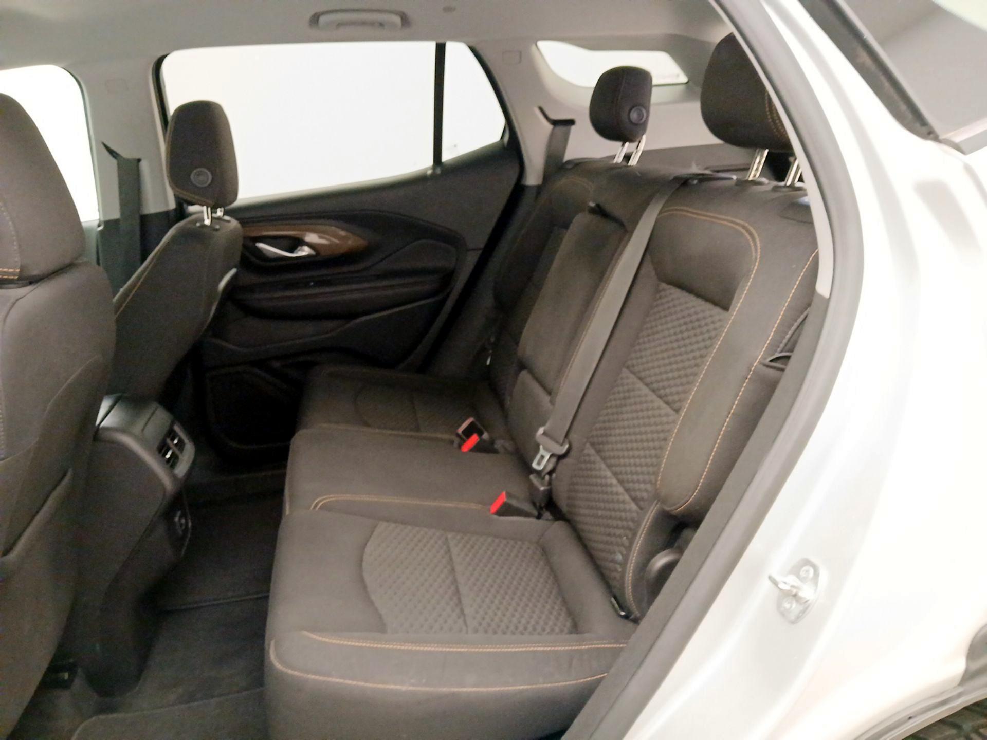 Thumbnail: 2019 GMC Terrain - 19