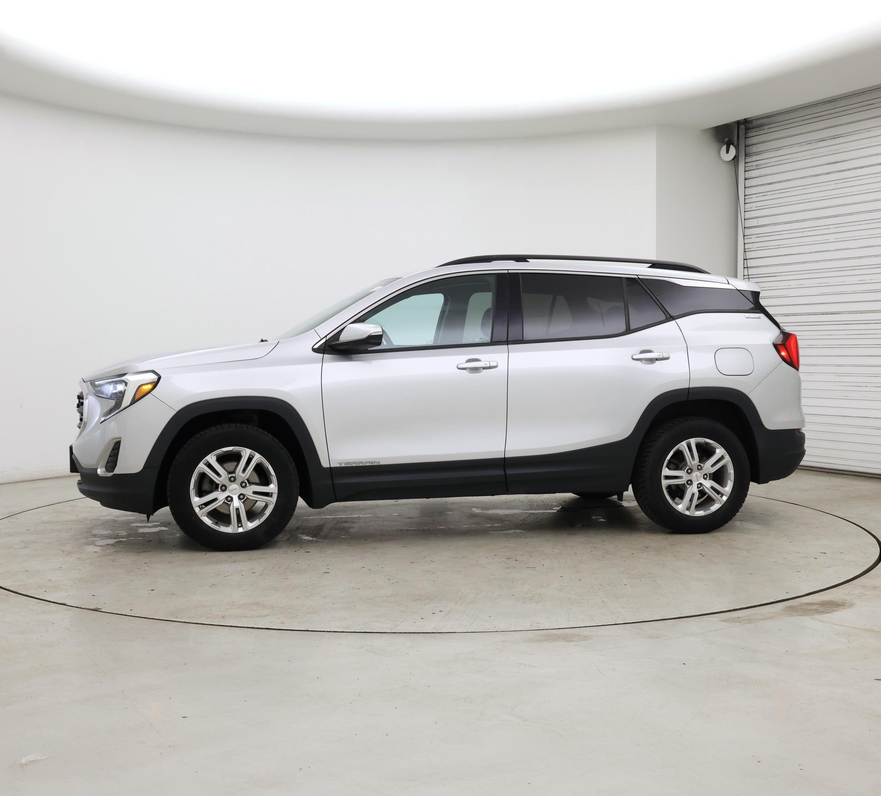 Thumbnail: 2019 GMC Terrain - 3