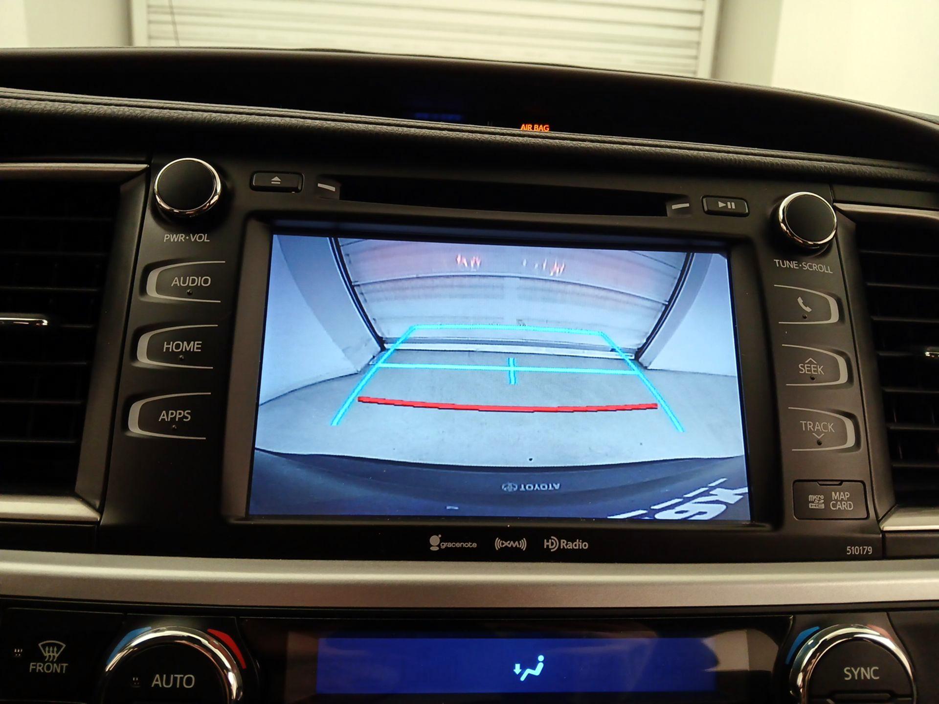 Thumbnail: 2018 Toyota Highlander - 13