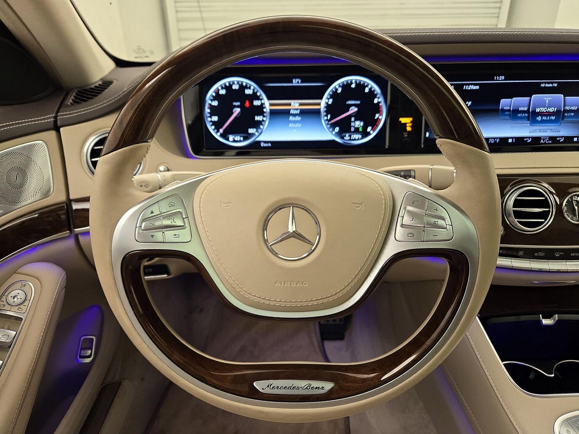 Thumbnail: 2015 Mercedes-Benz S-Class - 10