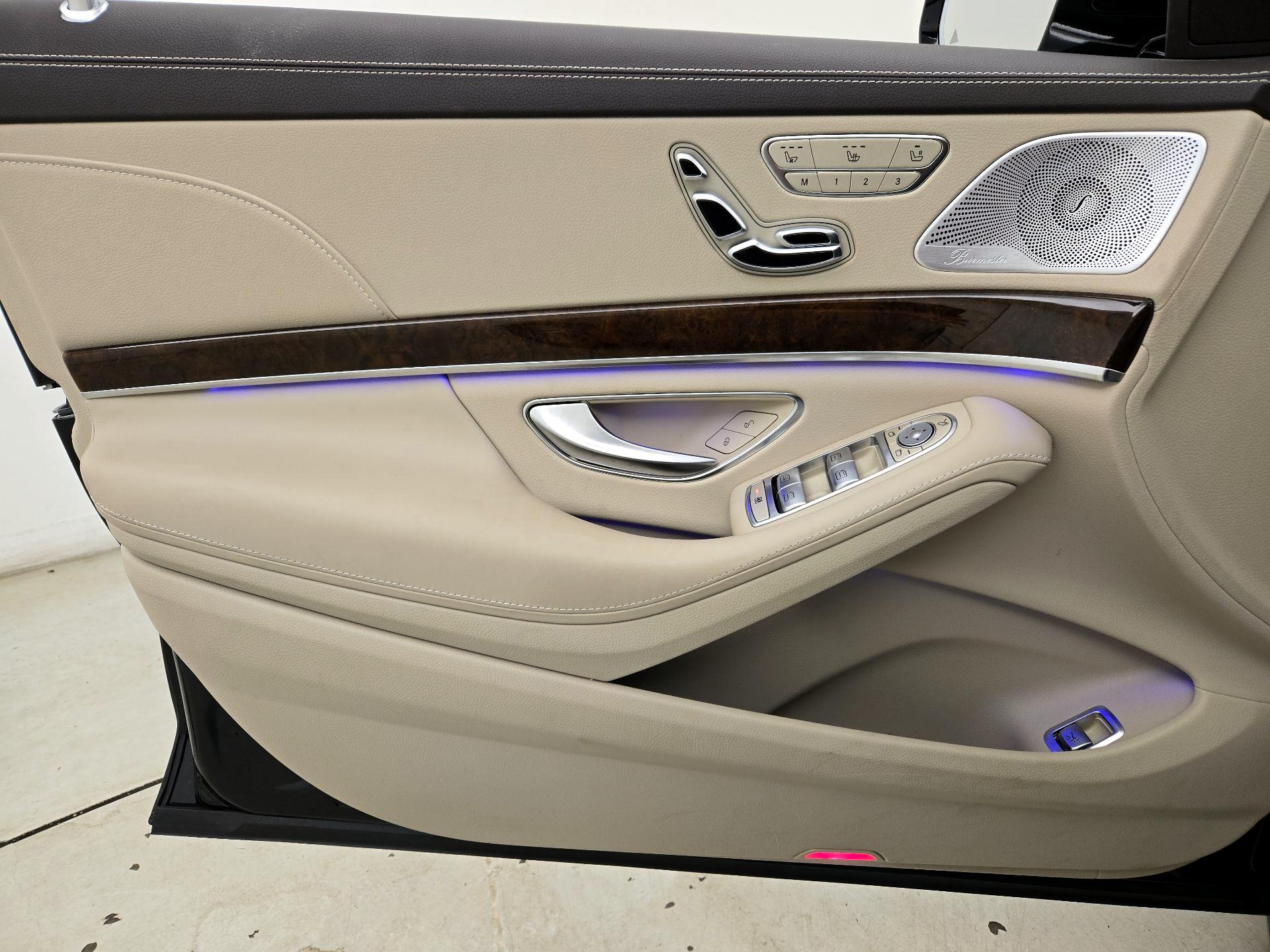 Thumbnail: 2015 Mercedes-Benz S-Class - 12