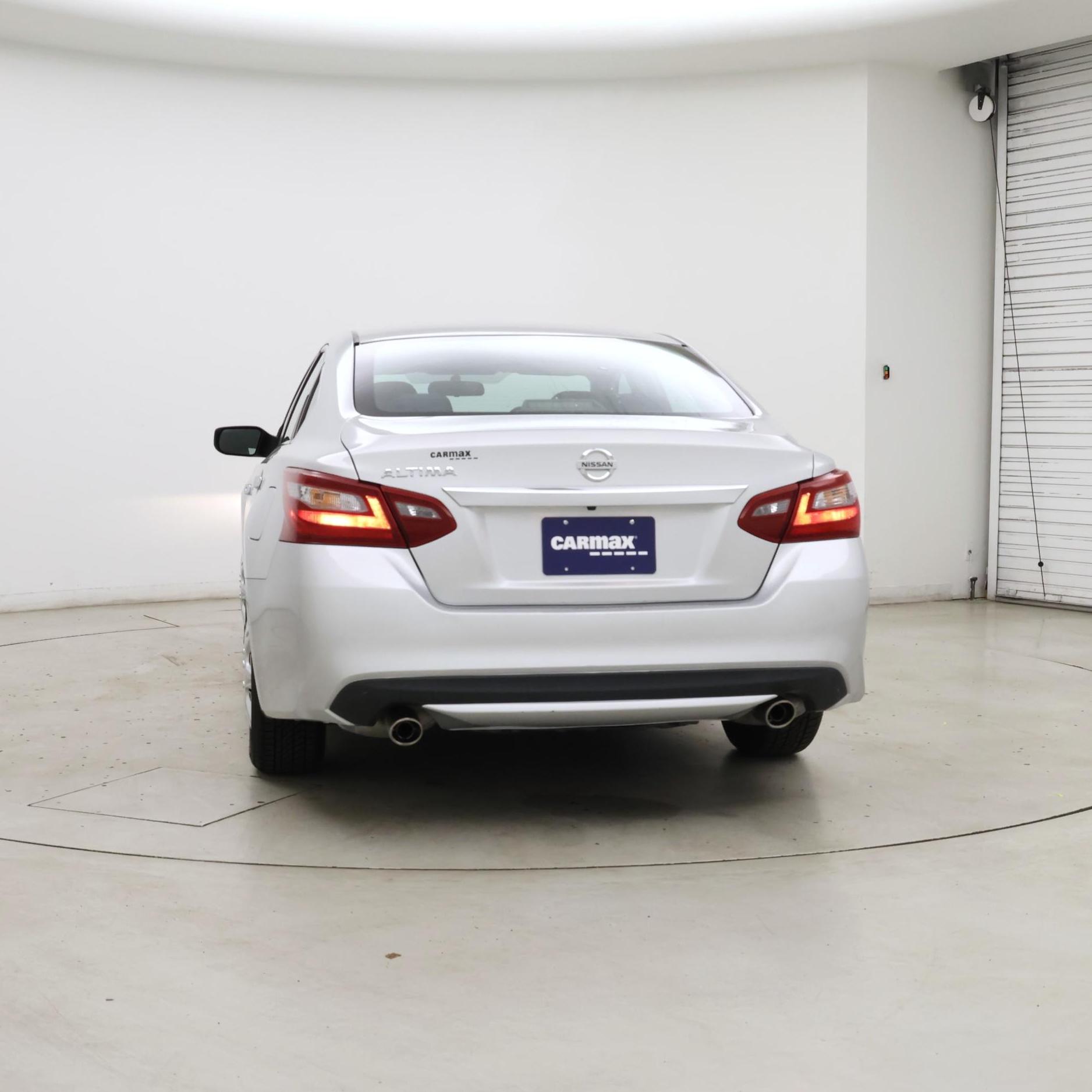 Thumbnail: 2018 Nissan Altima - 6