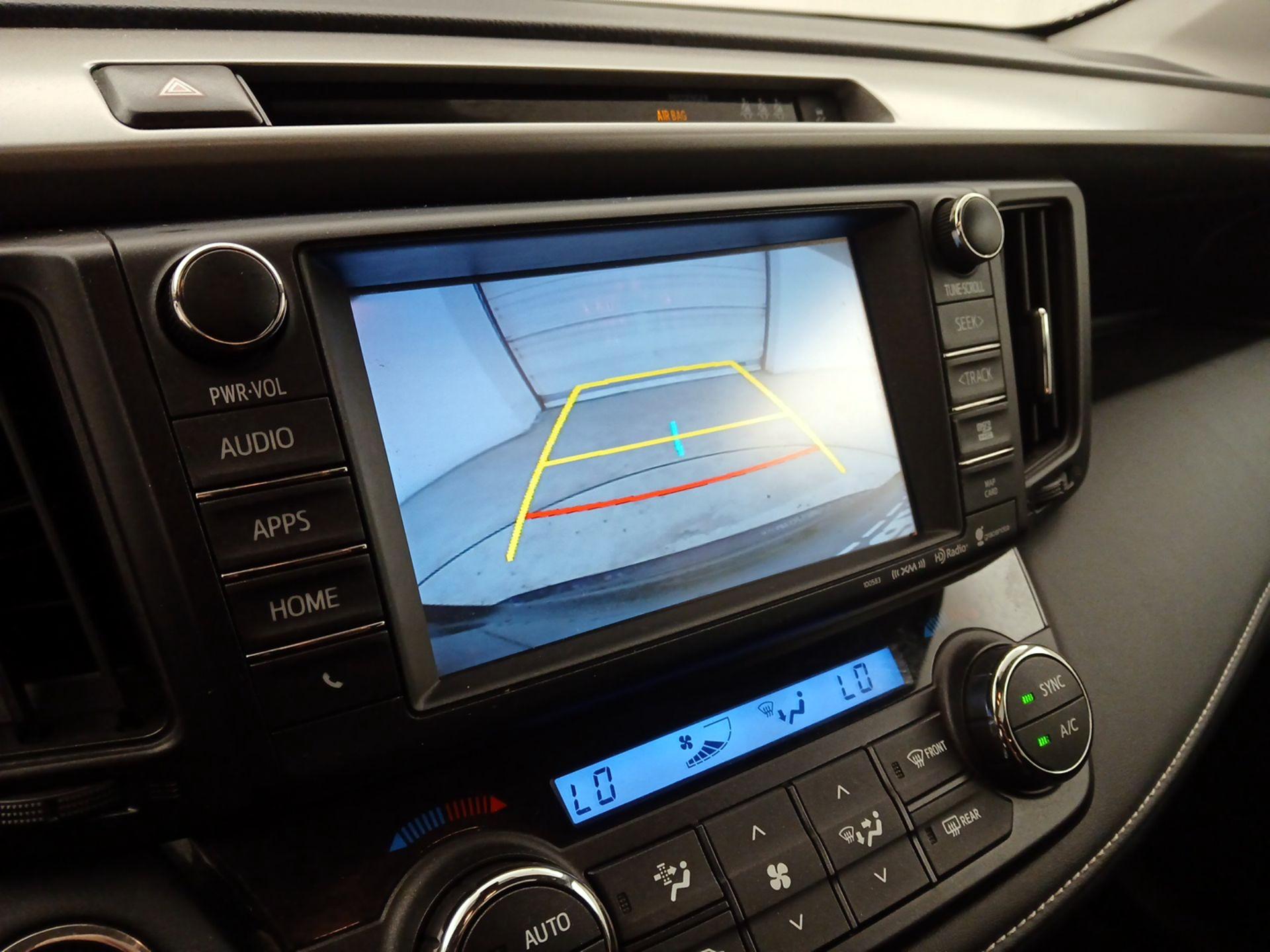 Thumbnail: 2017 Toyota RAV4 - 15