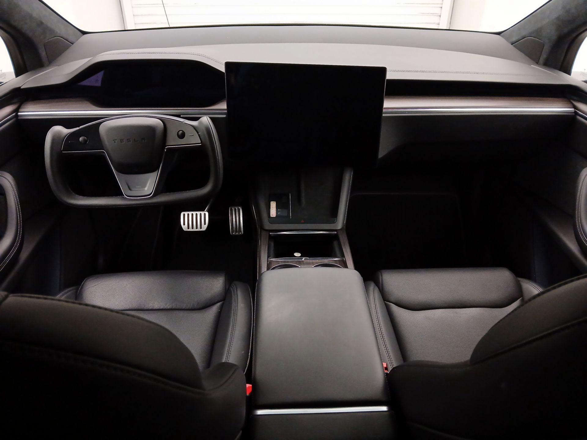 Thumbnail: 2024 Tesla Model X - 18