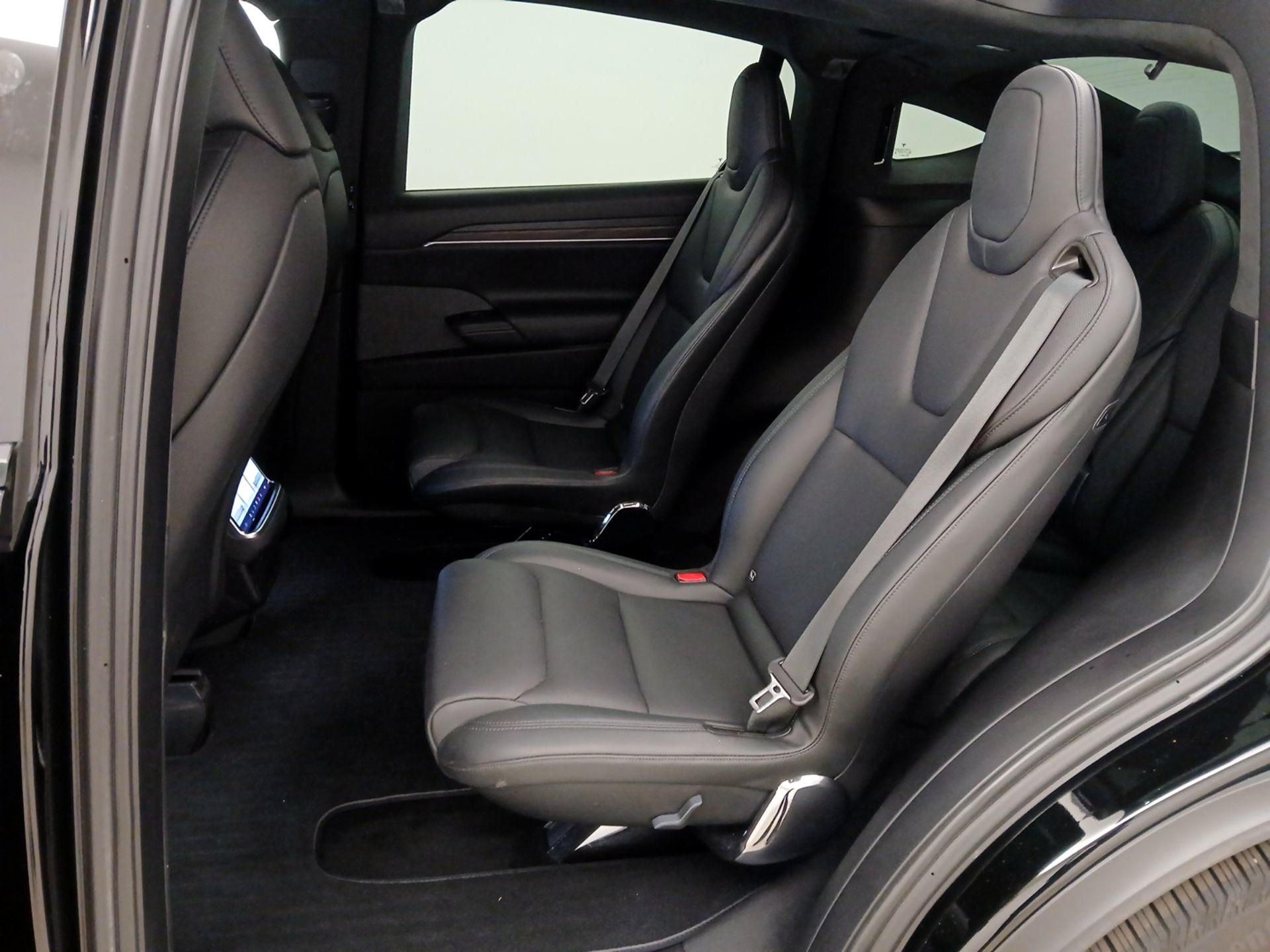 Thumbnail: 2024 Tesla Model X - 19