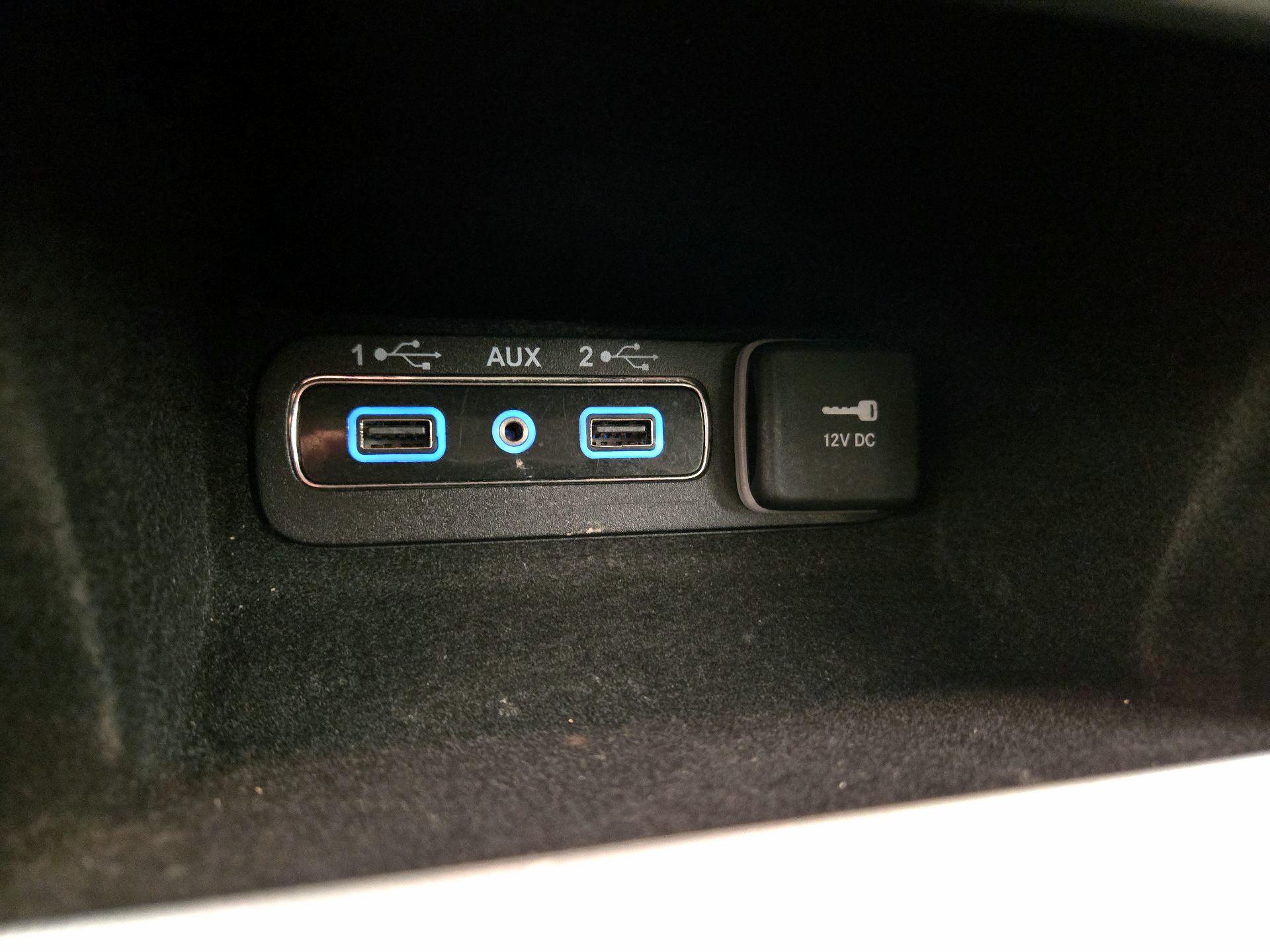 Thumbnail: 2018 Jeep Grand Cherokee - 17