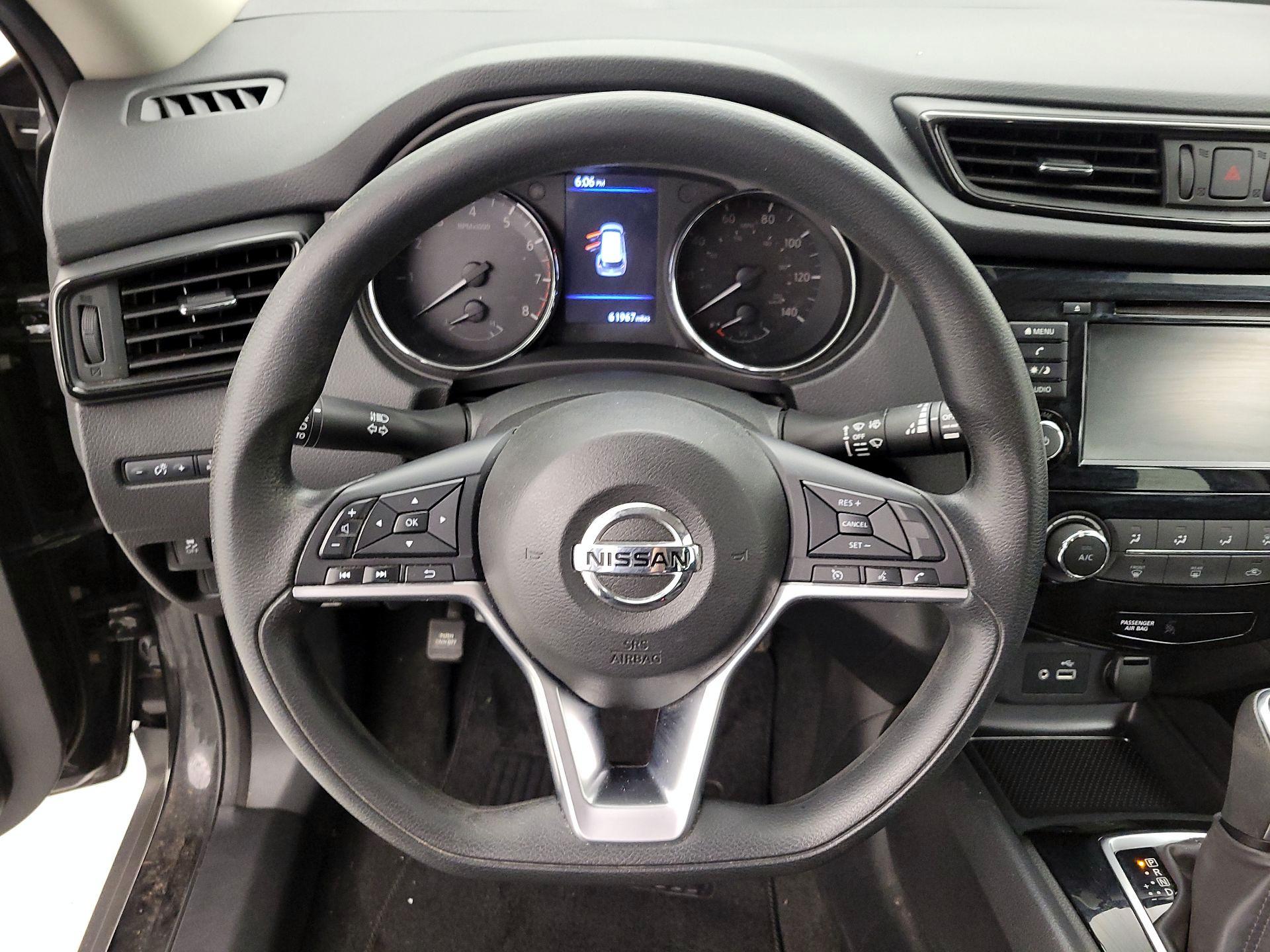 Thumbnail: 2019 Nissan Rogue - 10