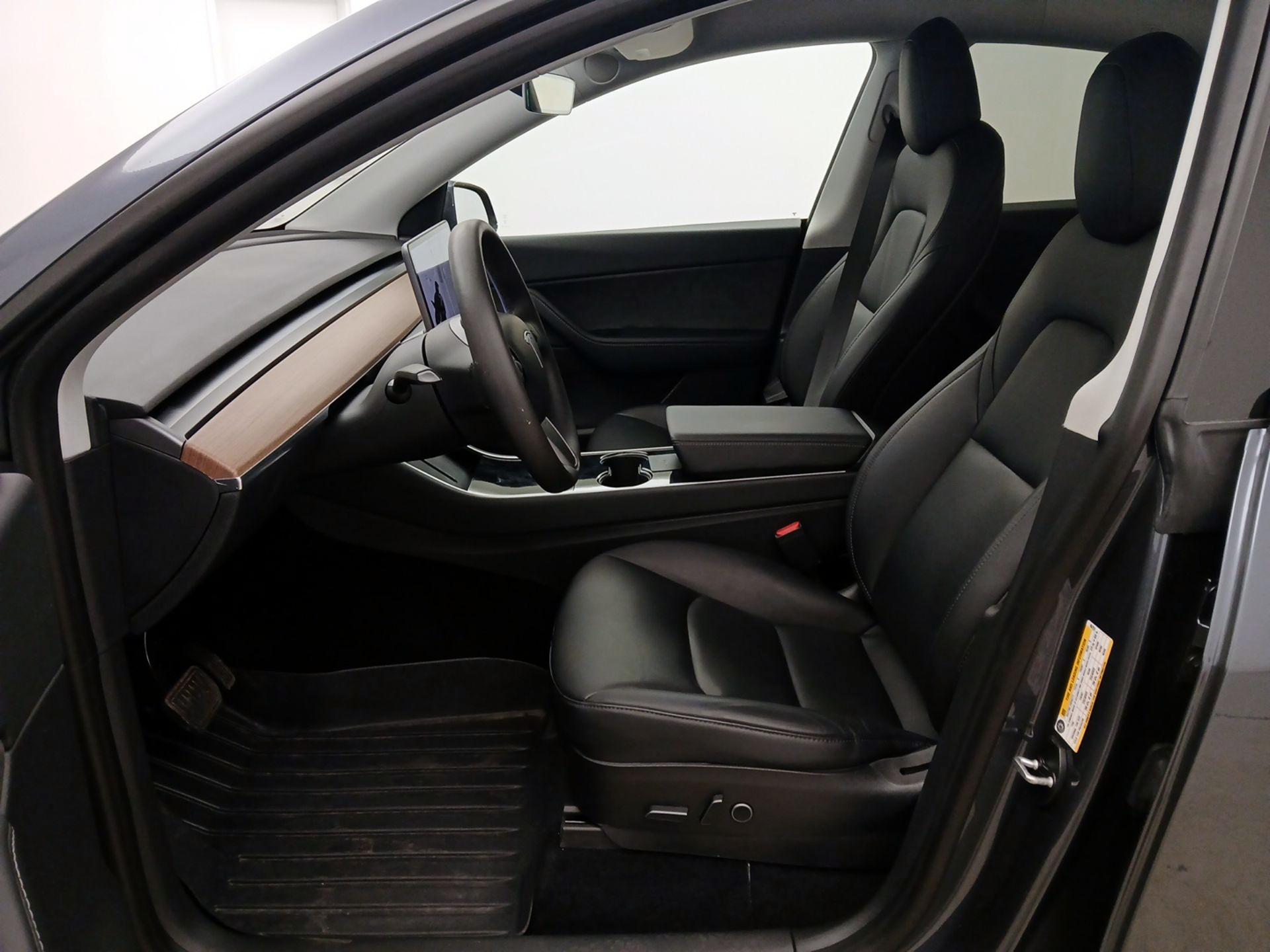 Thumbnail: 2021 Tesla Model Y - 11