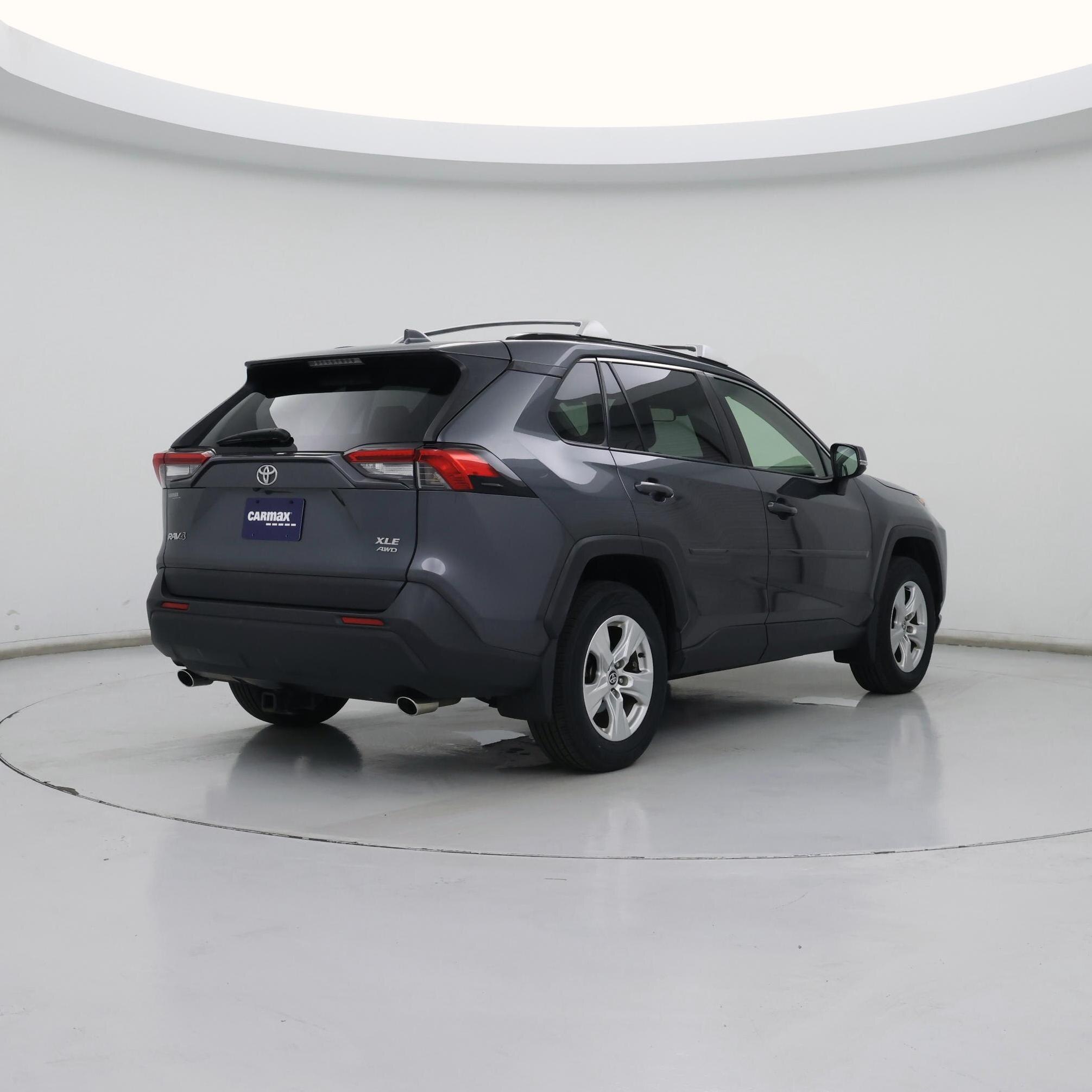 Thumbnail: 2020 Toyota RAV4 - 8