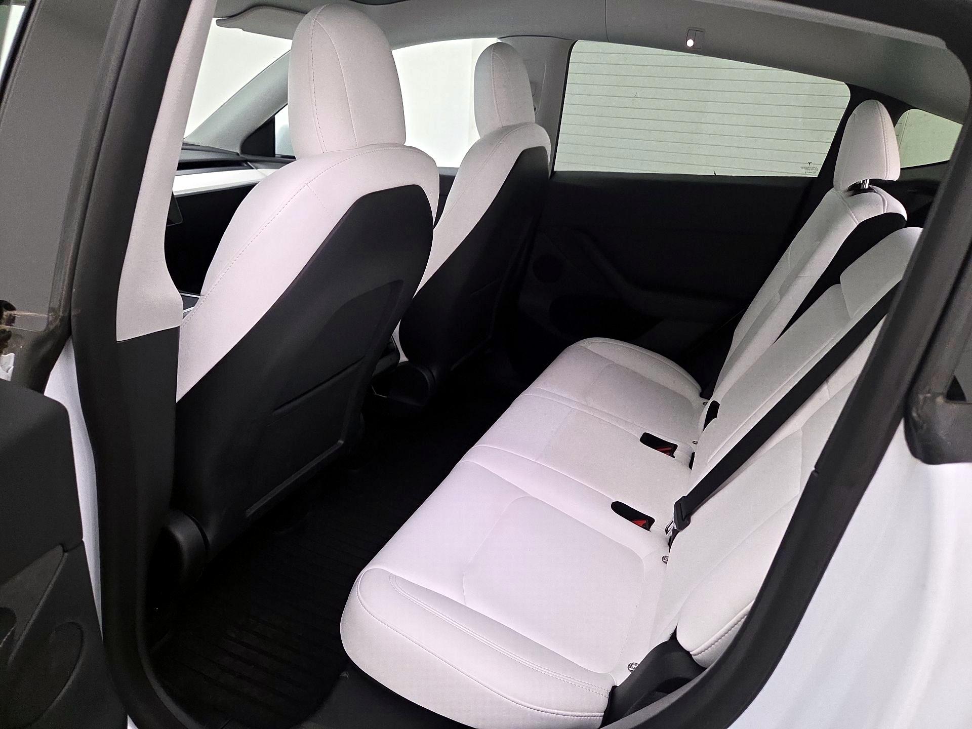 Thumbnail: 2022 Tesla Model Y - 18