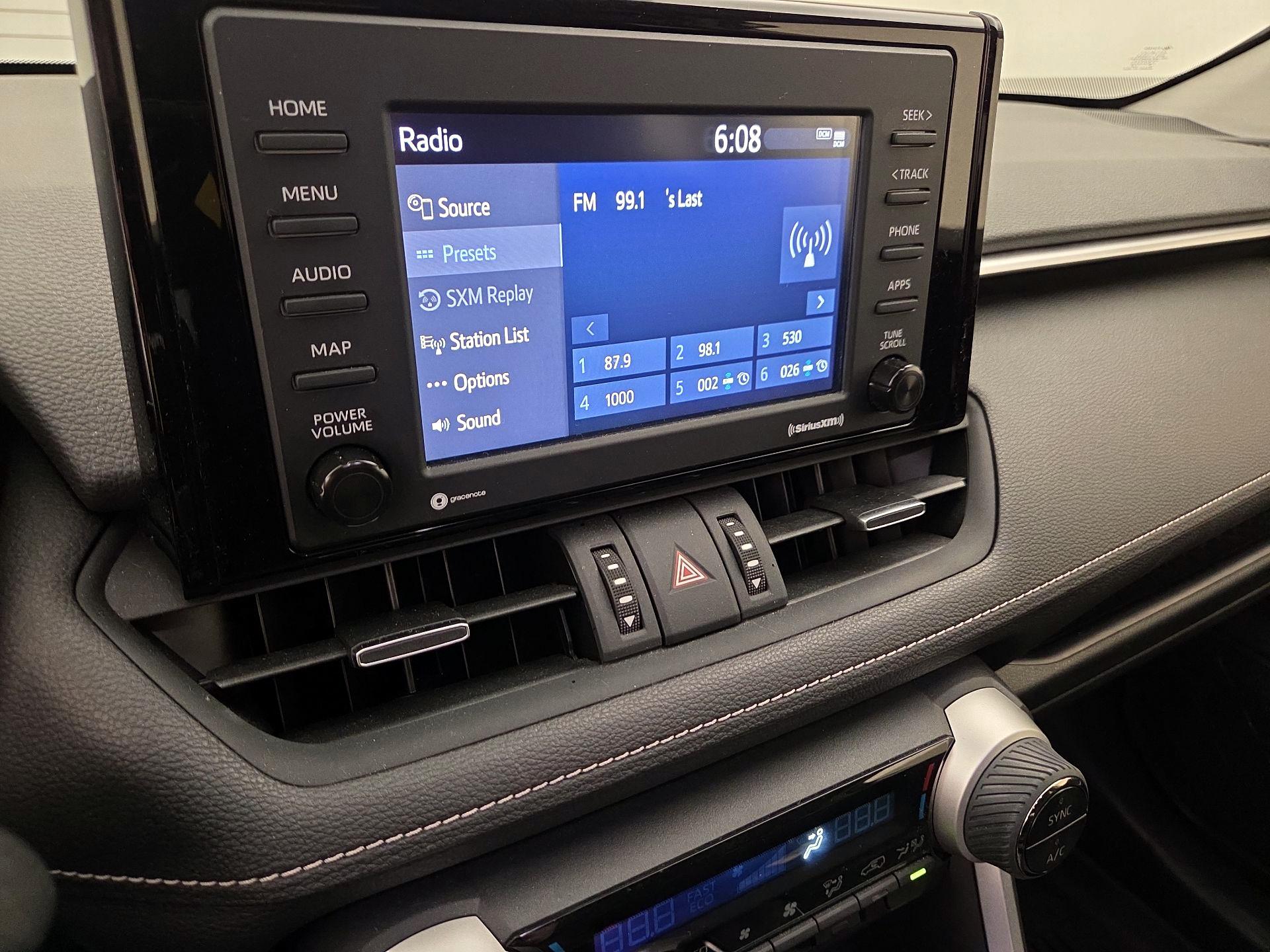 Thumbnail: 2022 Toyota RAV4 - 15