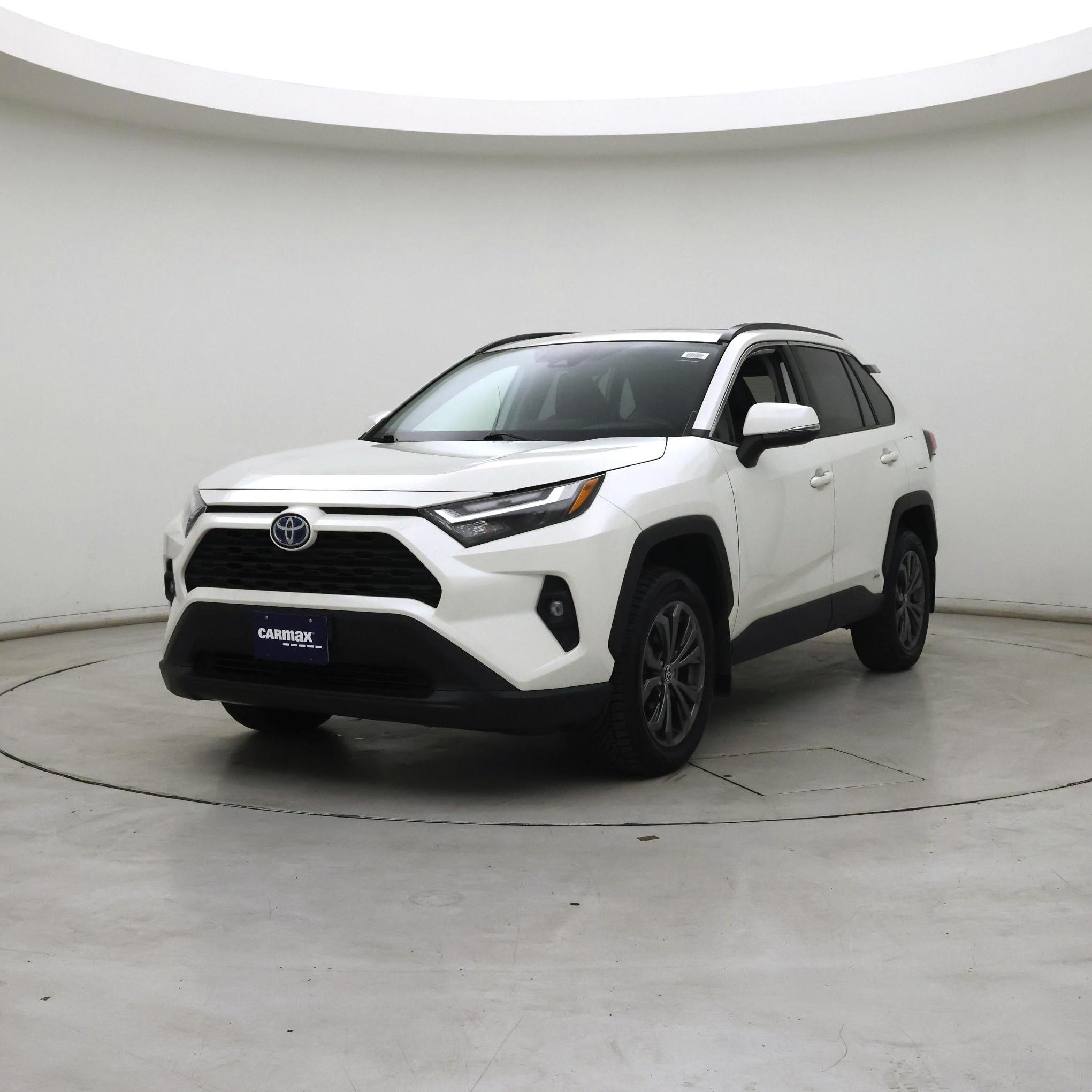 Thumbnail: 2022 Toyota RAV4 - 4
