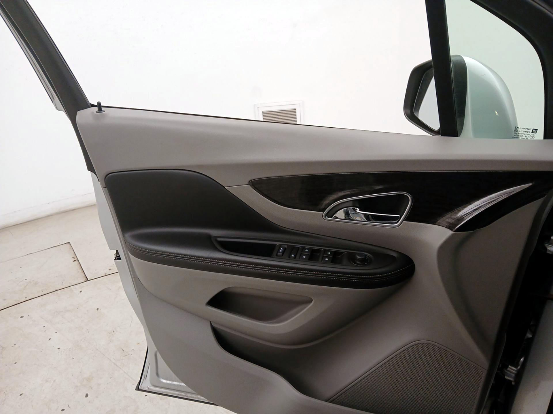 Thumbnail: 2016 Buick Encore - 12