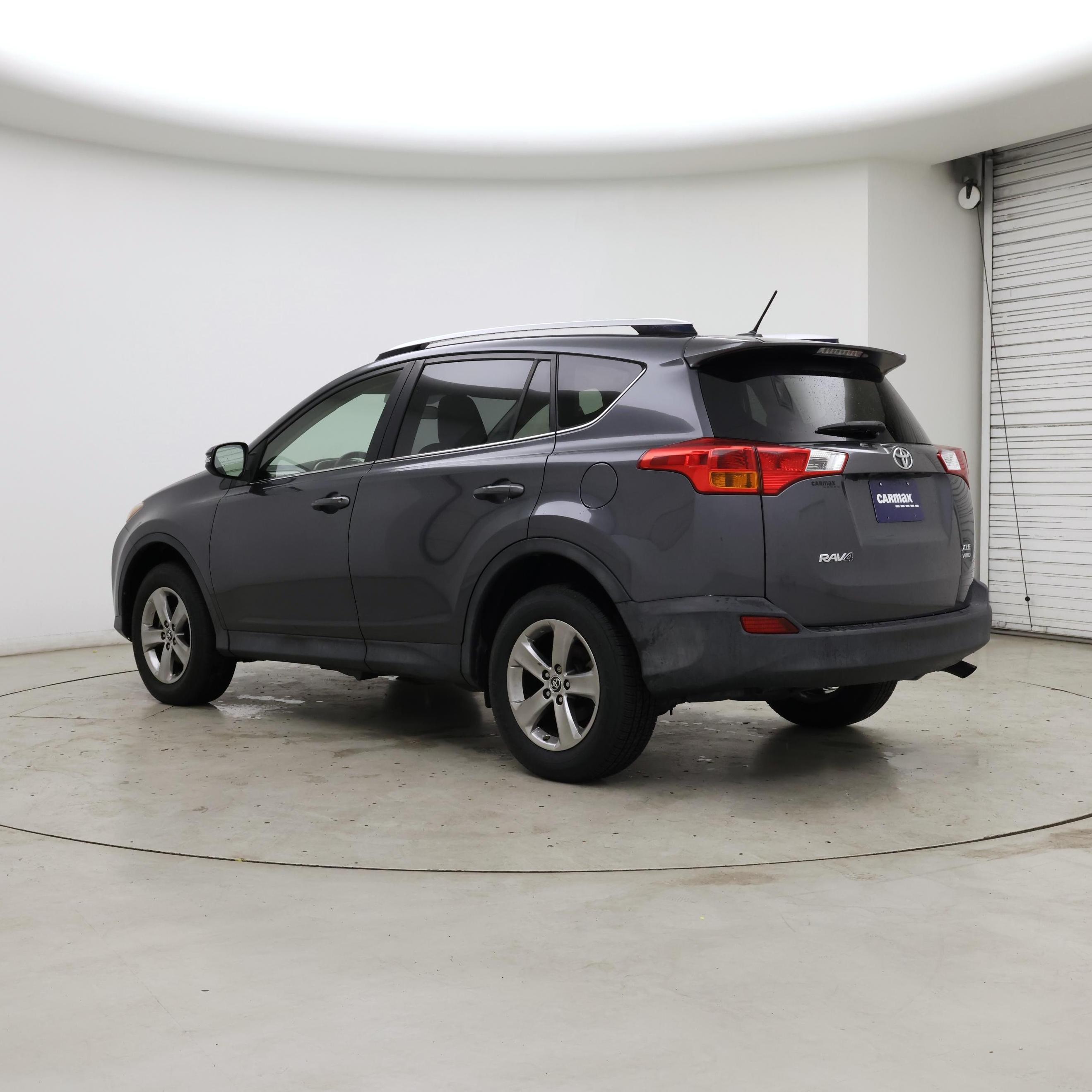 Thumbnail: 2015 Toyota RAV4 - 2