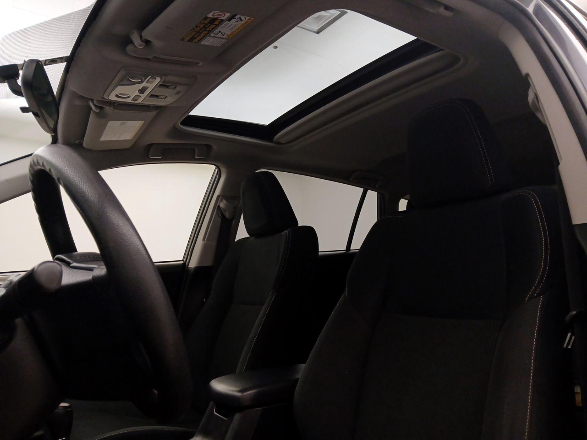 Thumbnail: 2015 Toyota RAV4 - 19