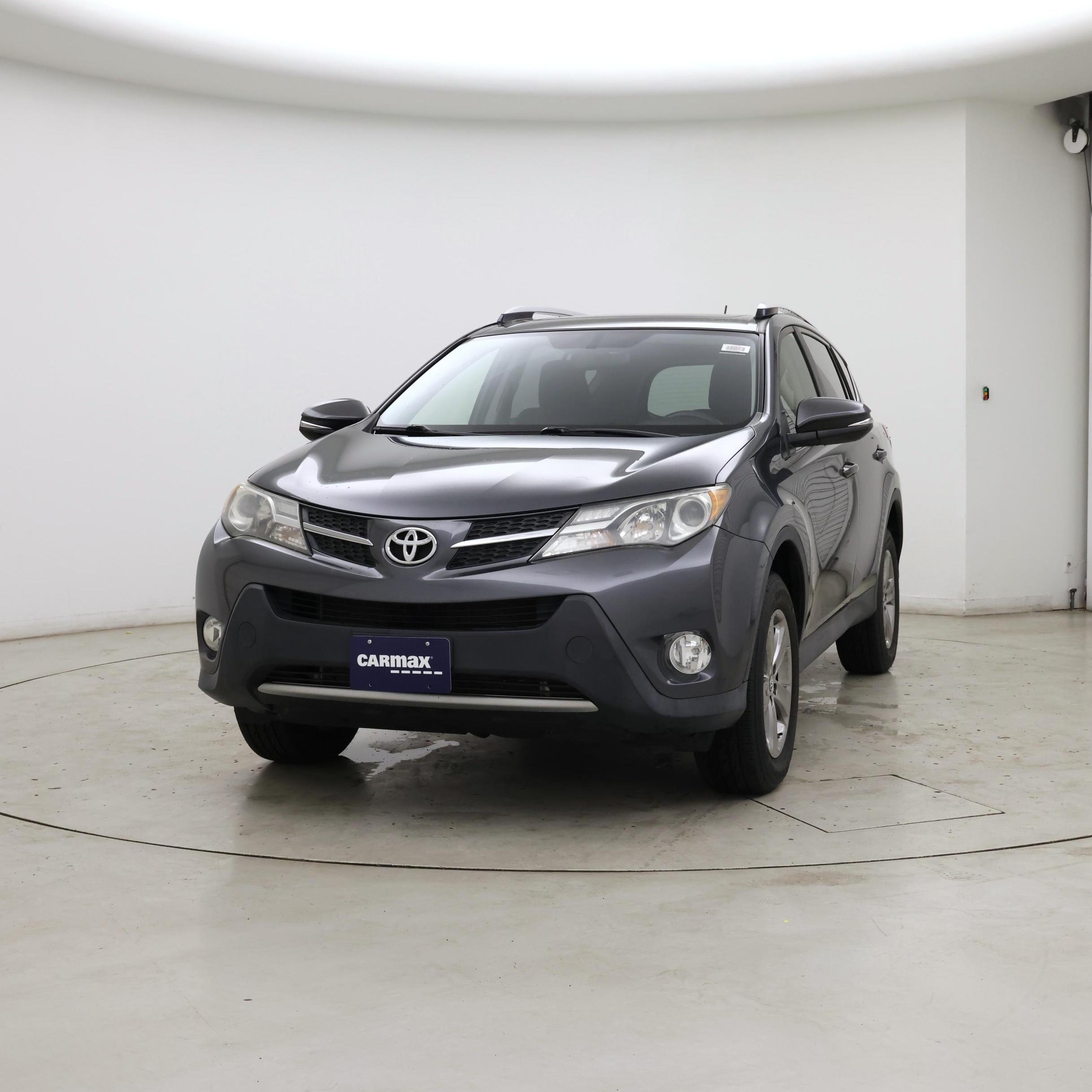Thumbnail: 2015 Toyota RAV4 - 4