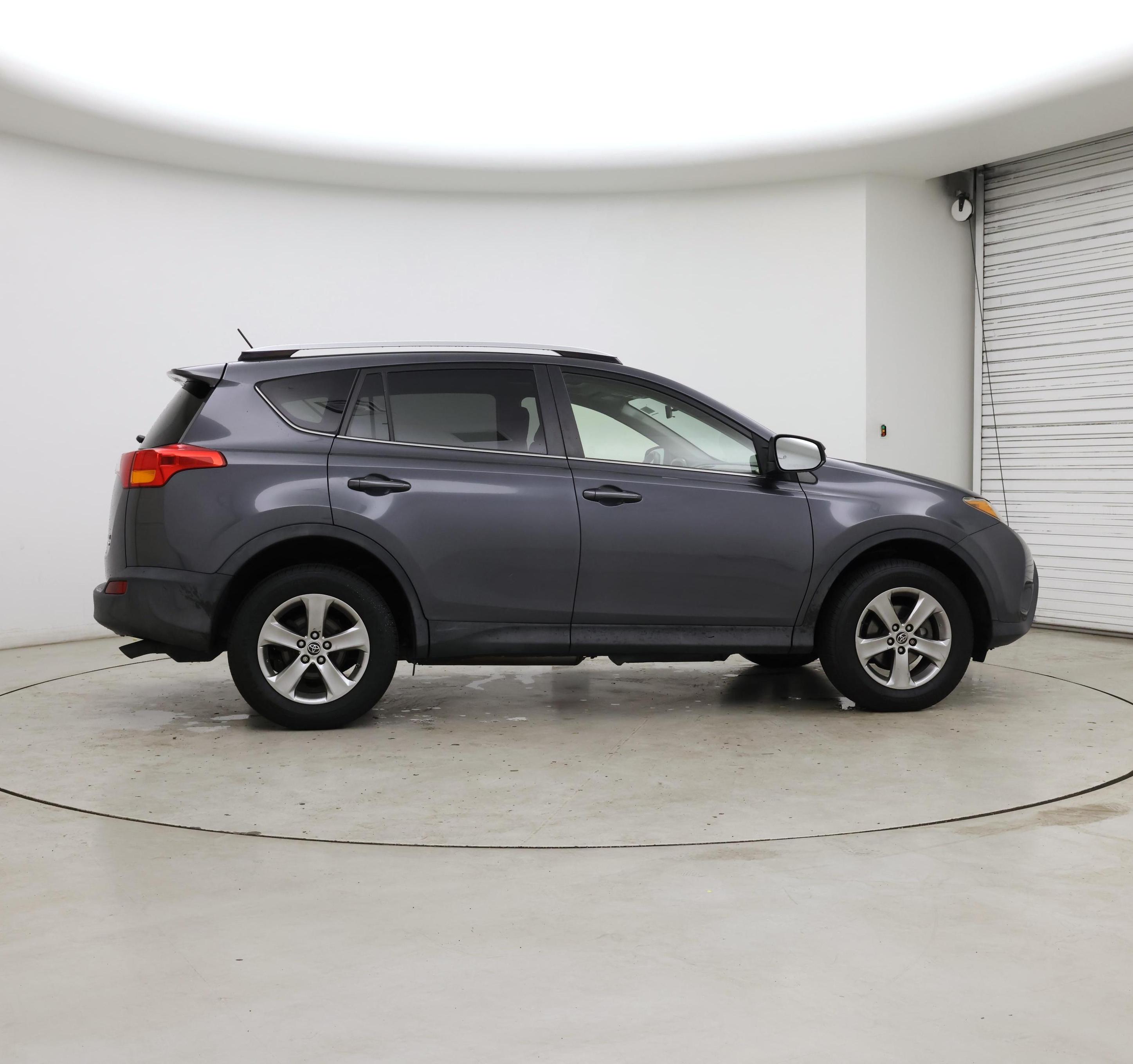 Thumbnail: 2015 Toyota RAV4 - 7