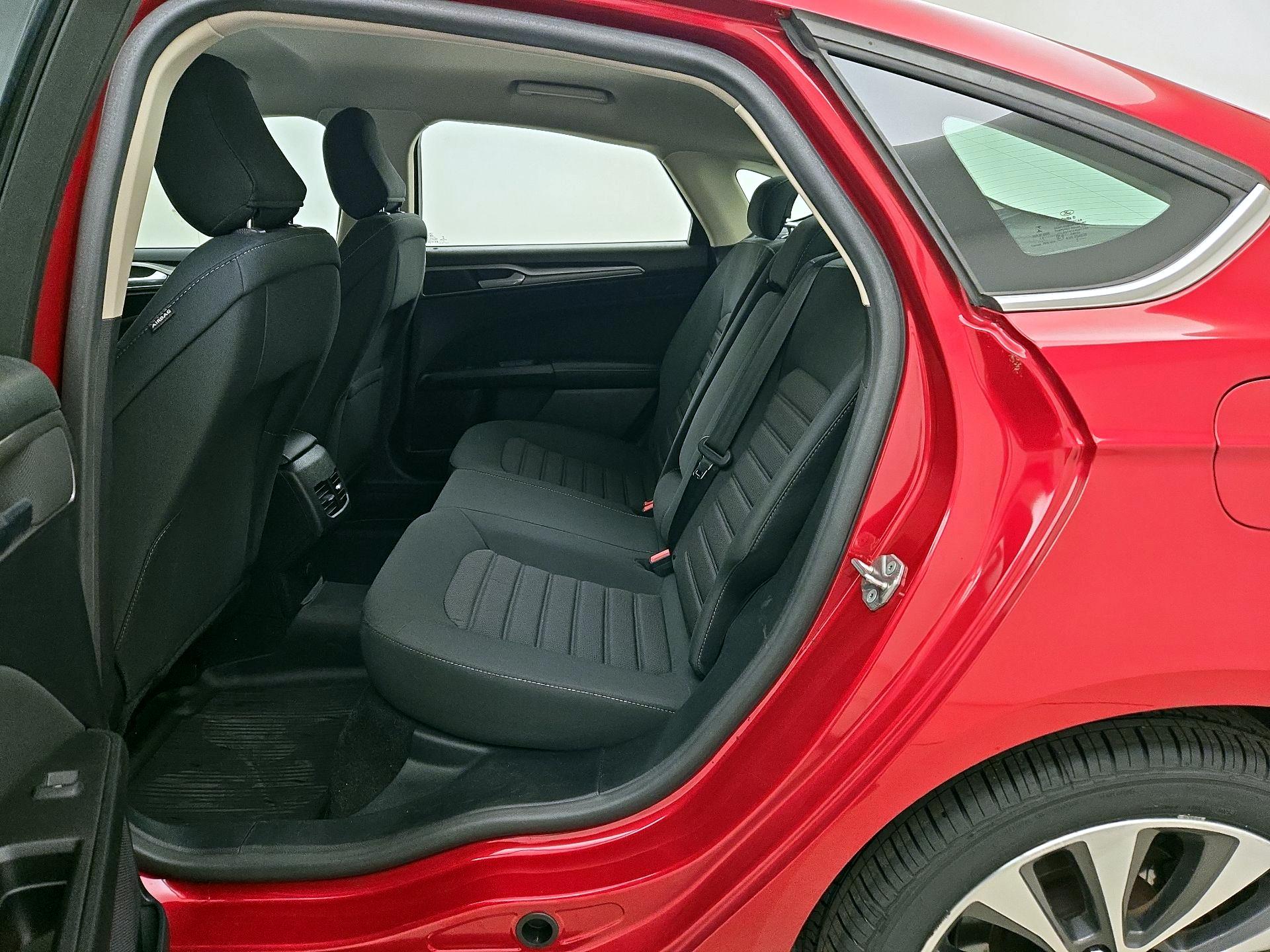 Thumbnail: 2020 Ford Fusion - 19