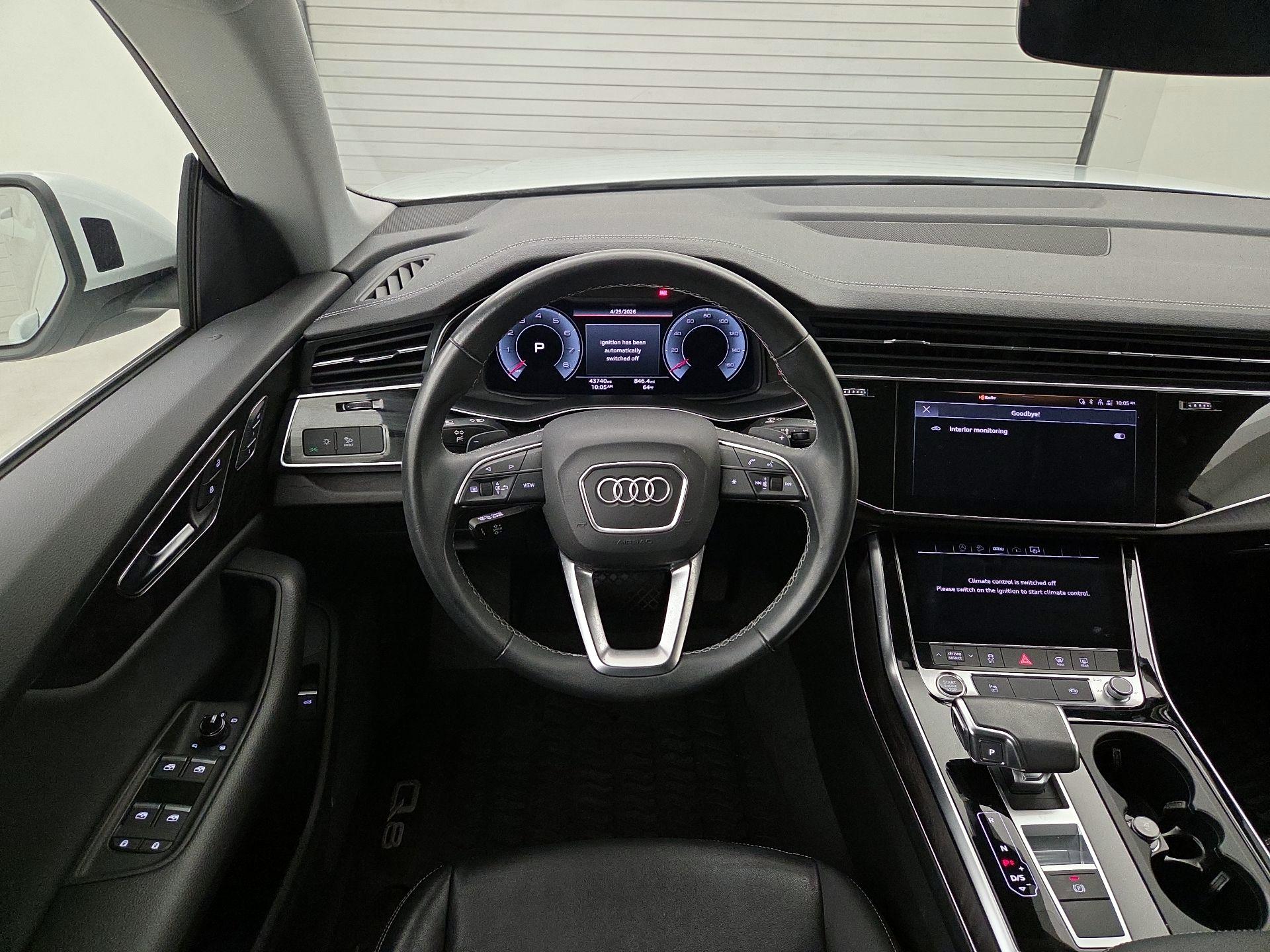 Thumbnail: 2023 Audi Q8 - 10