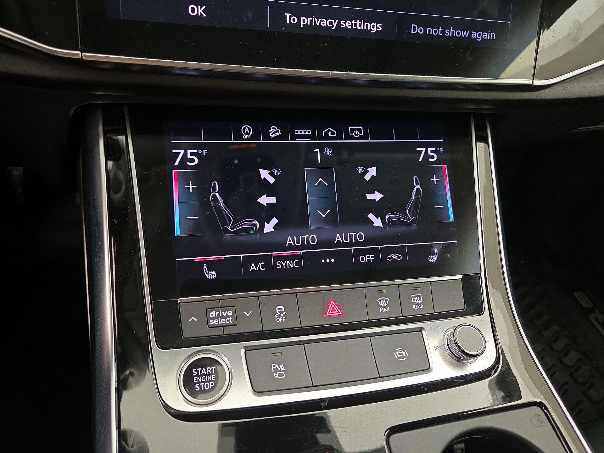 Thumbnail: 2023 Audi Q8 - 16