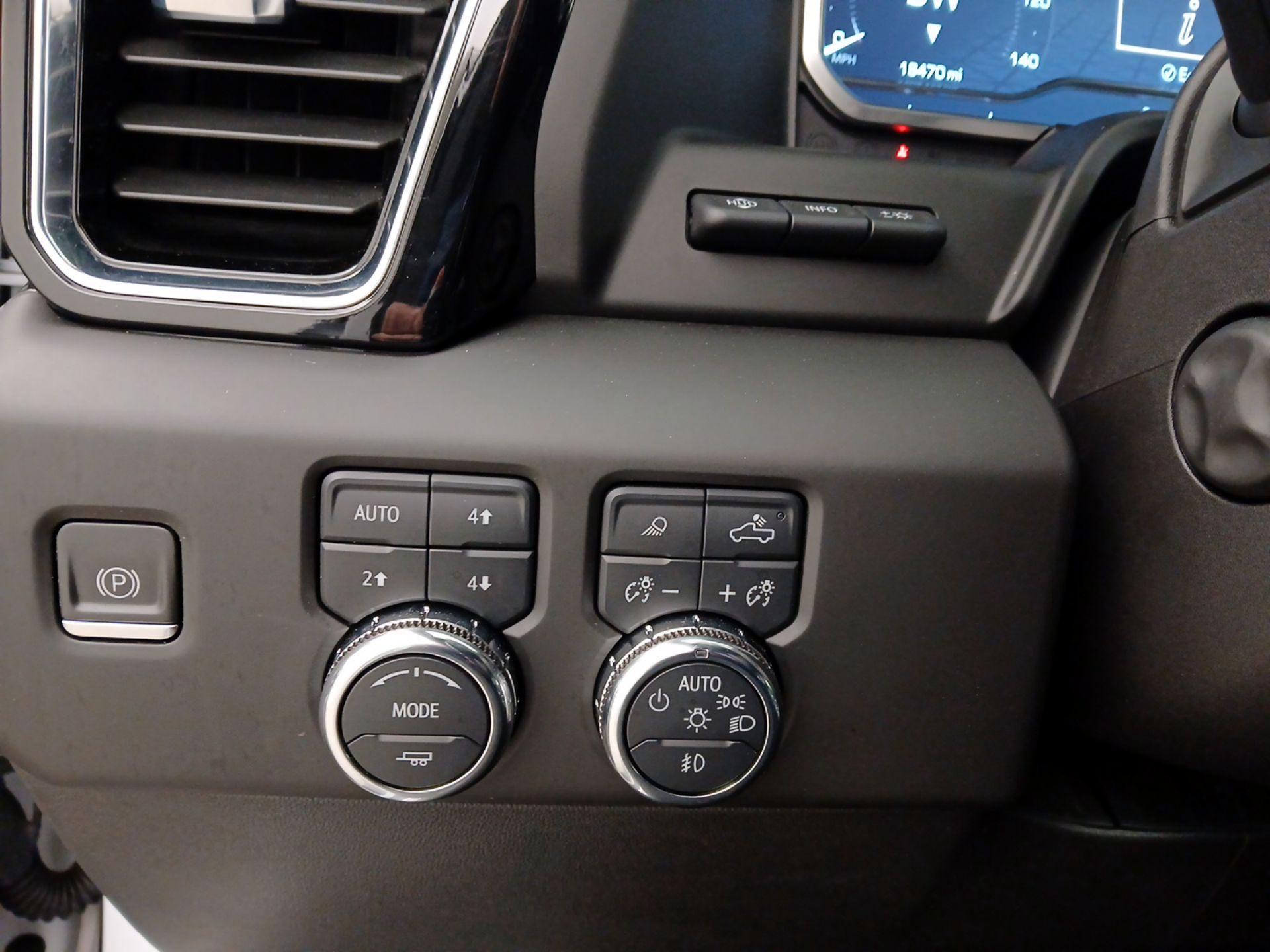 Thumbnail: 2023 GMC Sierra 1500 - 13