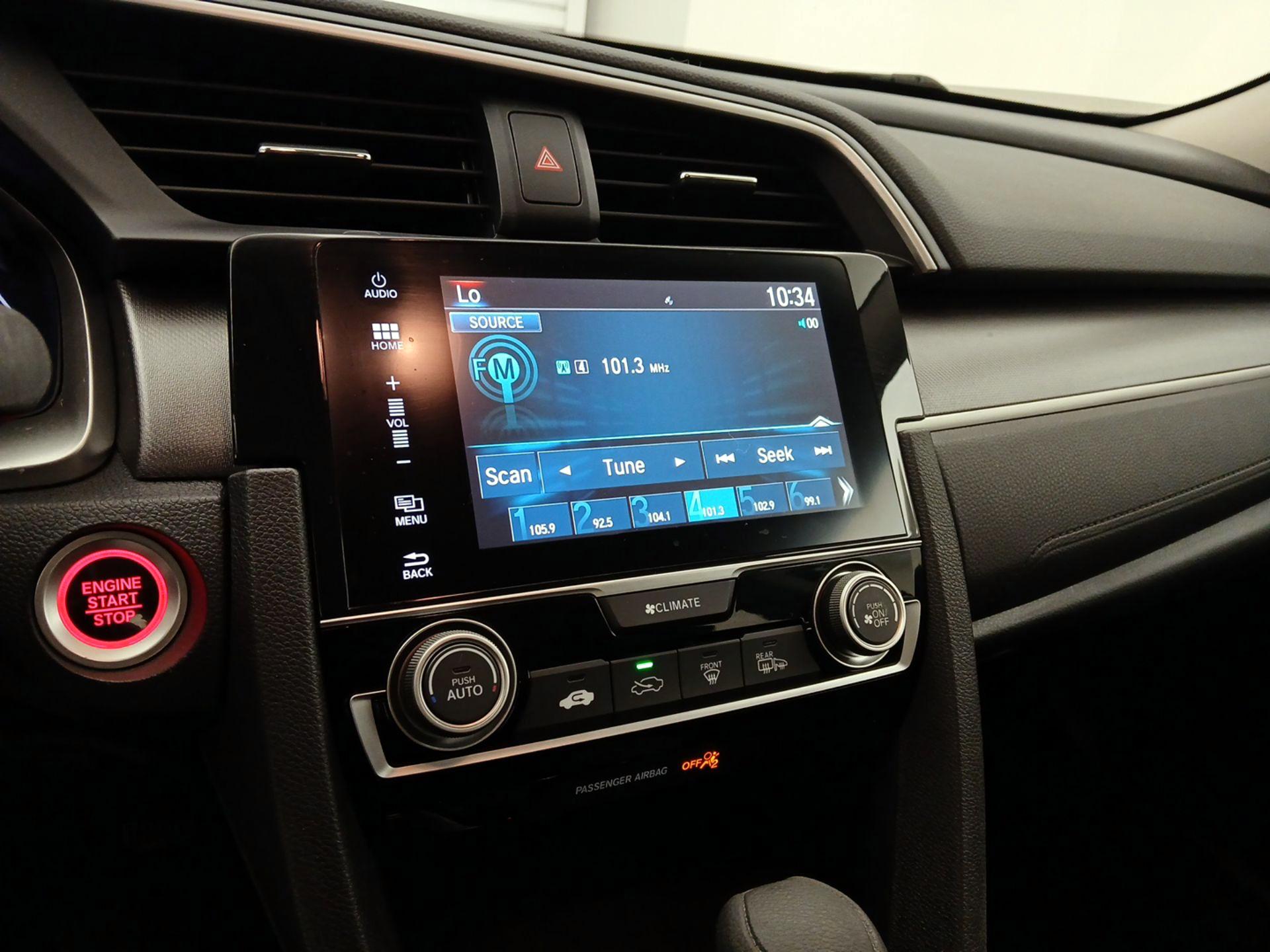 Thumbnail: 2016 Honda Civic - 15