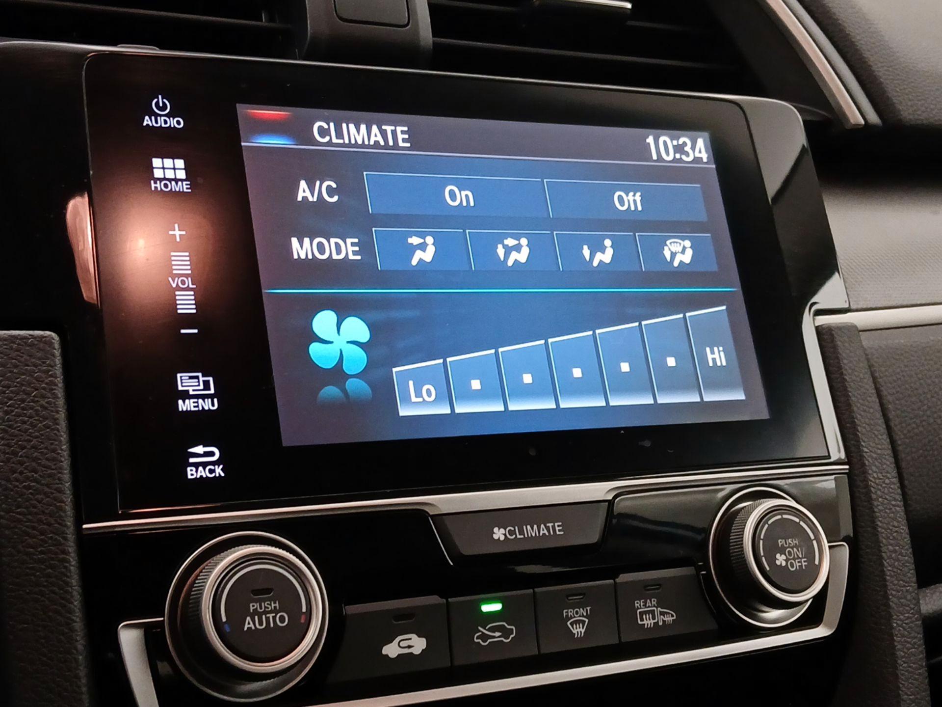 Thumbnail: 2016 Honda Civic - 16