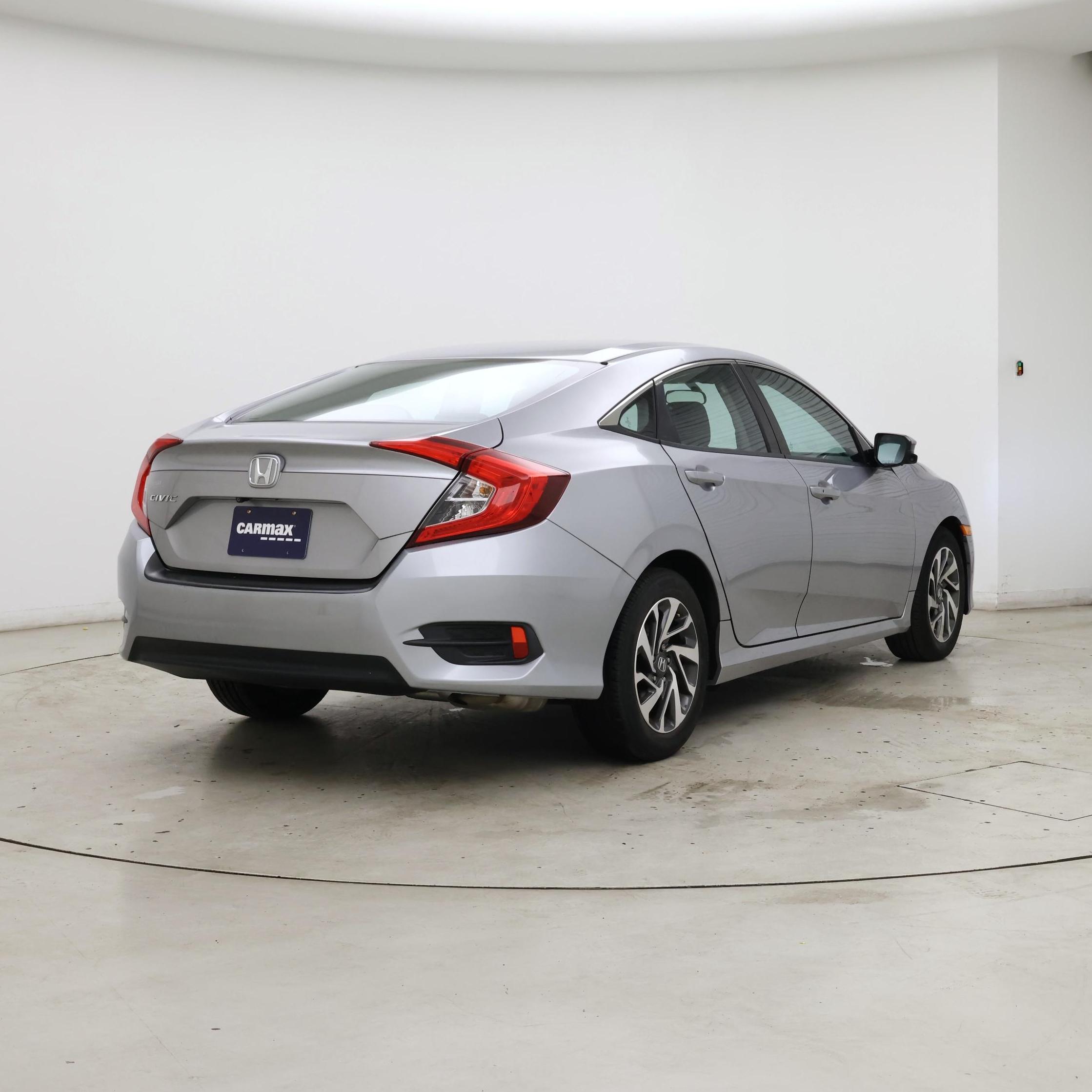 Thumbnail: 2016 Honda Civic - 8