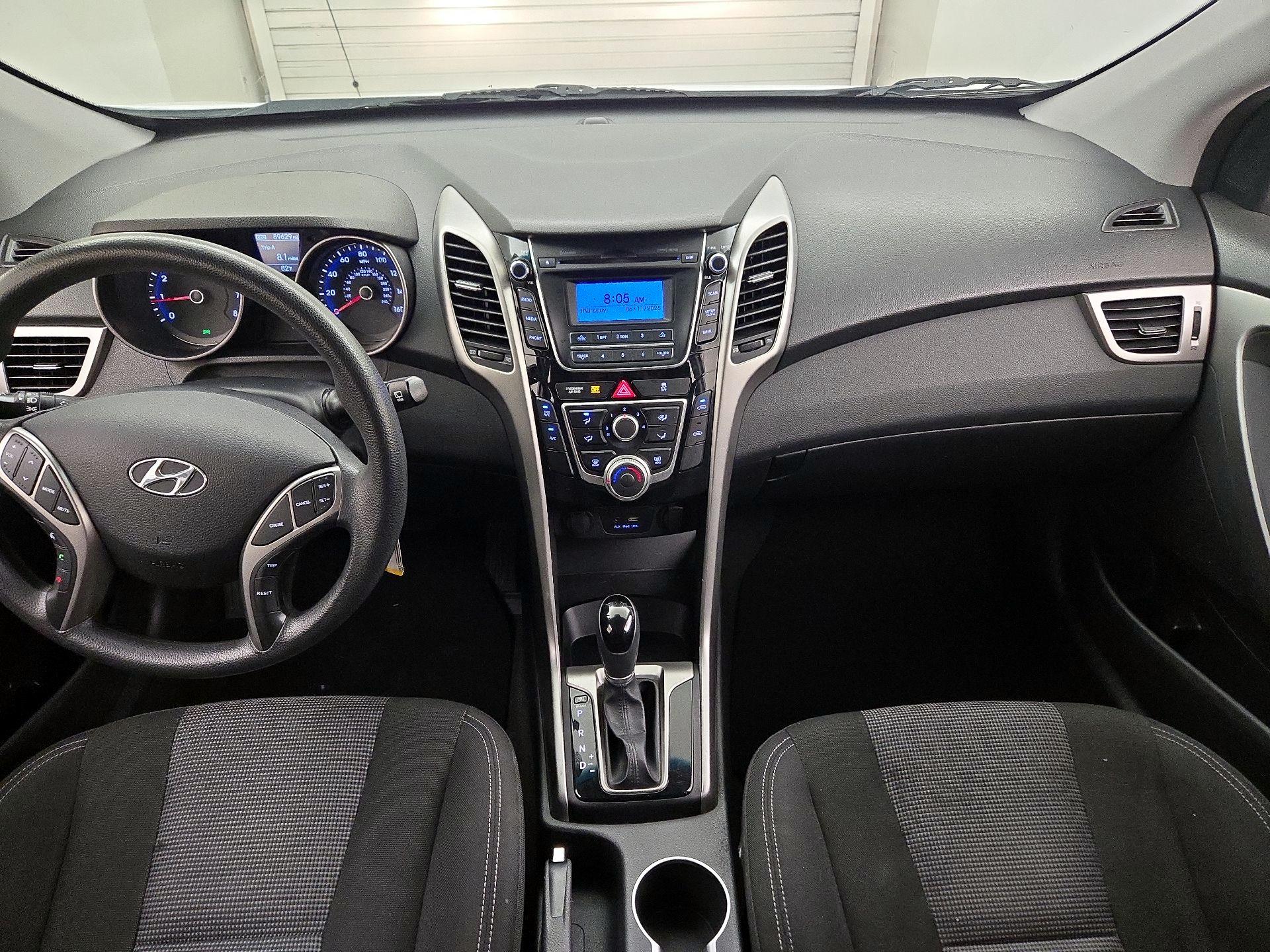 Thumbnail: 2017 Hyundai Elantra - 9