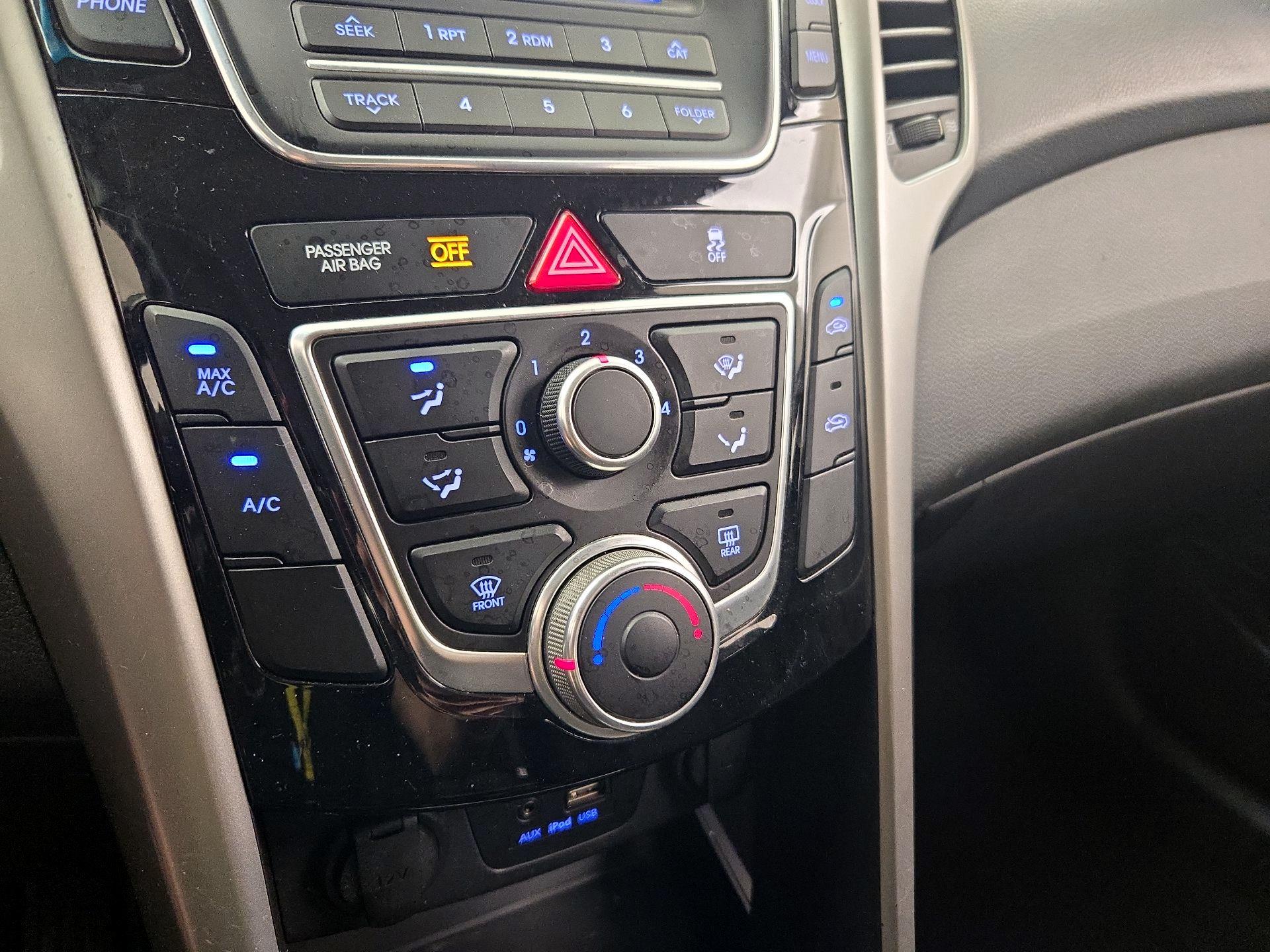 Thumbnail: 2017 Hyundai Elantra - 14