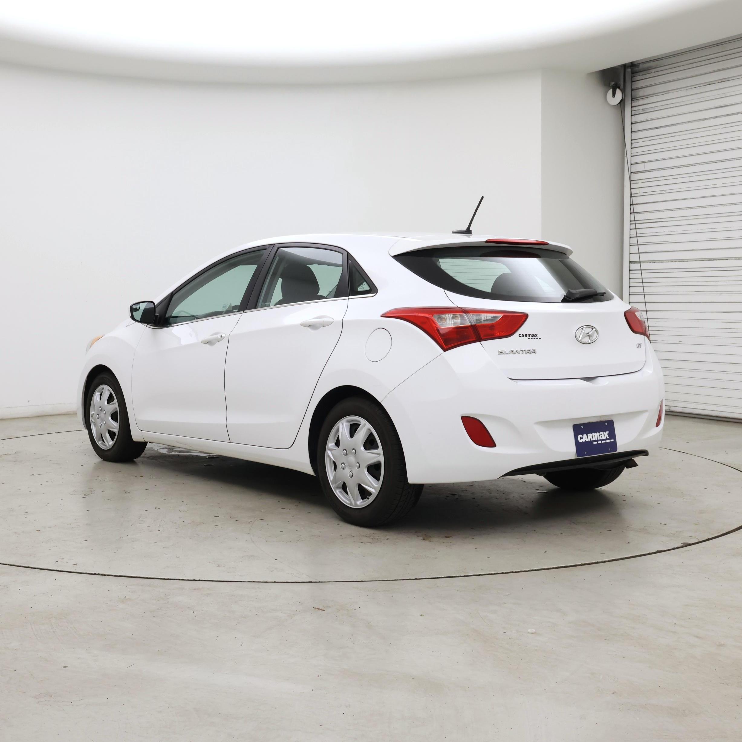 Thumbnail: 2017 Hyundai Elantra - 2